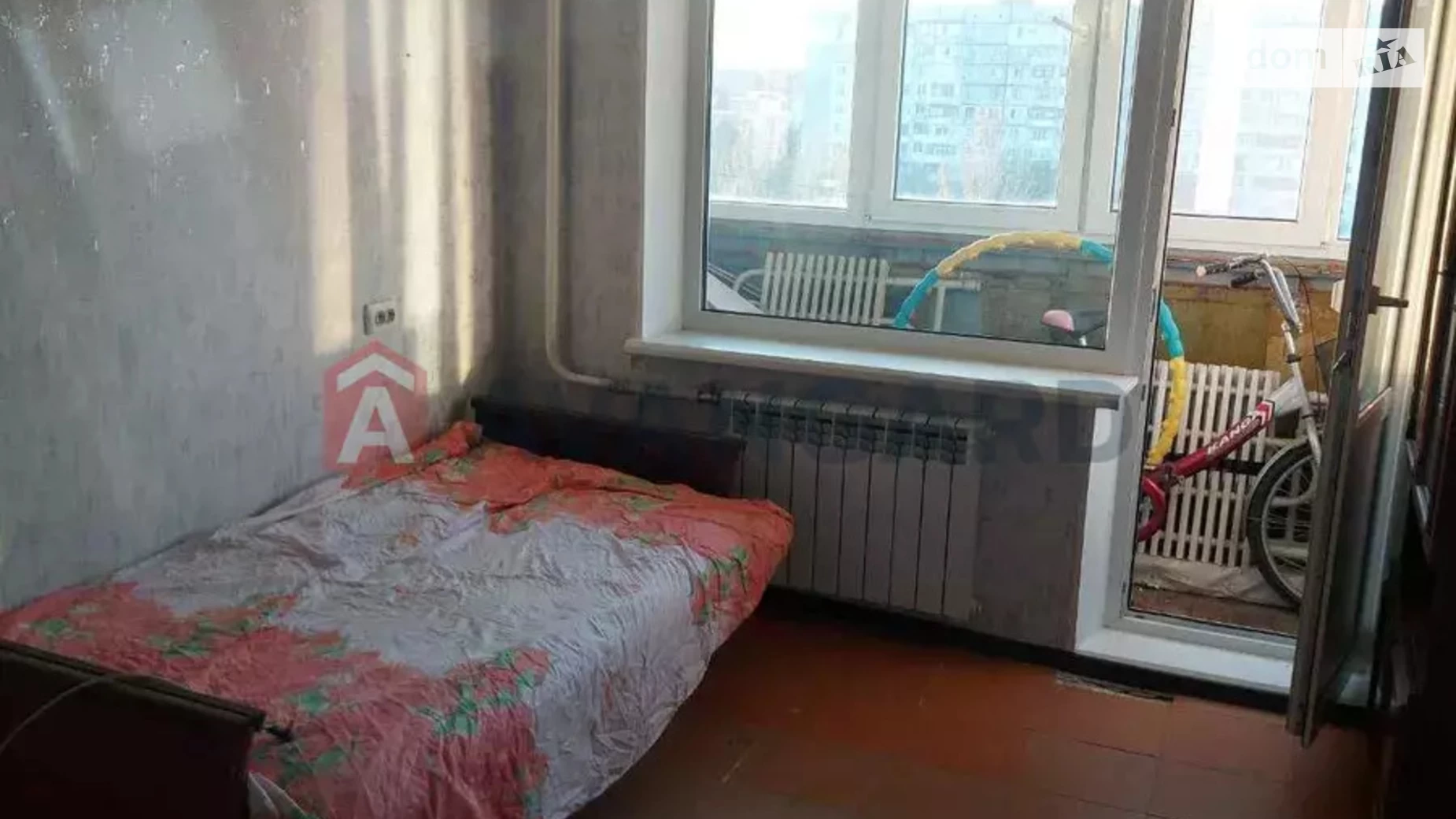 Продается 4-комнатная квартира 86 кв. м в Днепре, Донецкое шоссе
