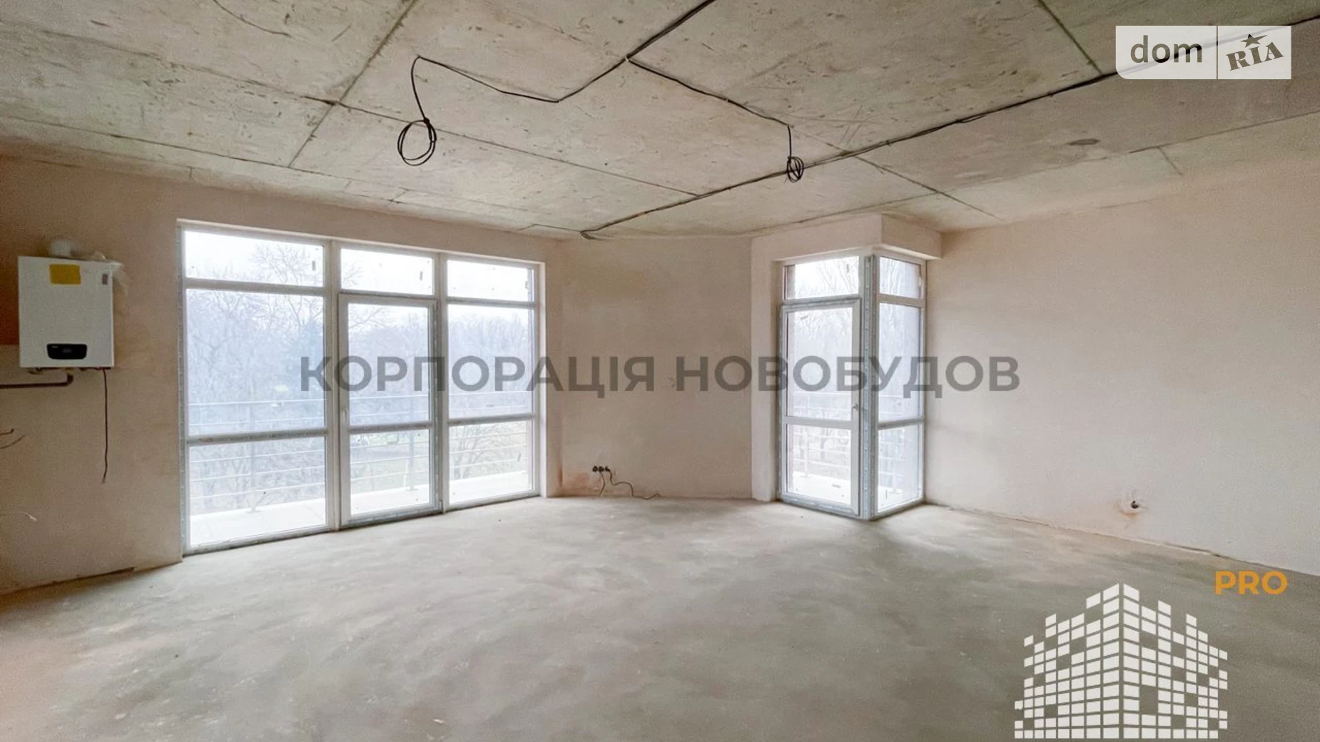 Продается 2-комнатная квартира 97.4 кв. м в Ужгороде, ул. Анатолия Тегзы(Воссоединения) - фото 4