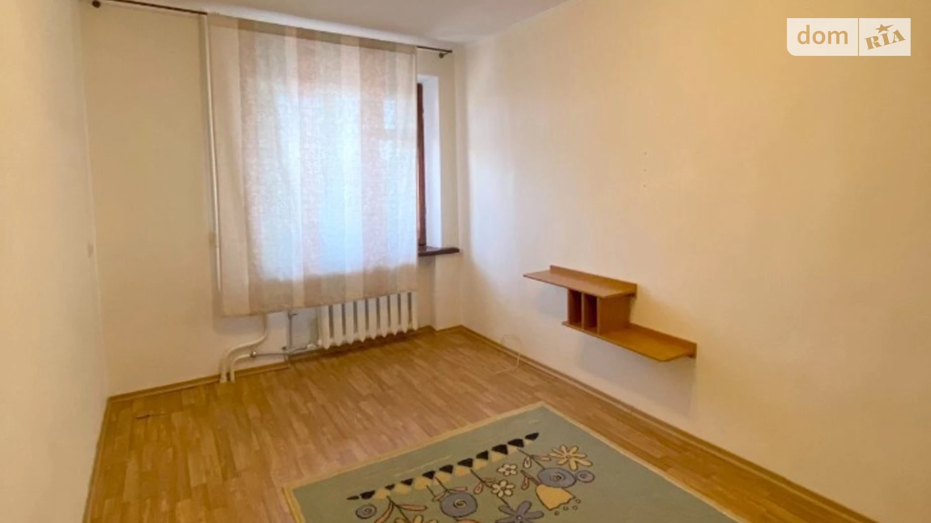 Продается 2-комнатная квартира 53 кв. м в Днепре, ул. Знаменская, 3