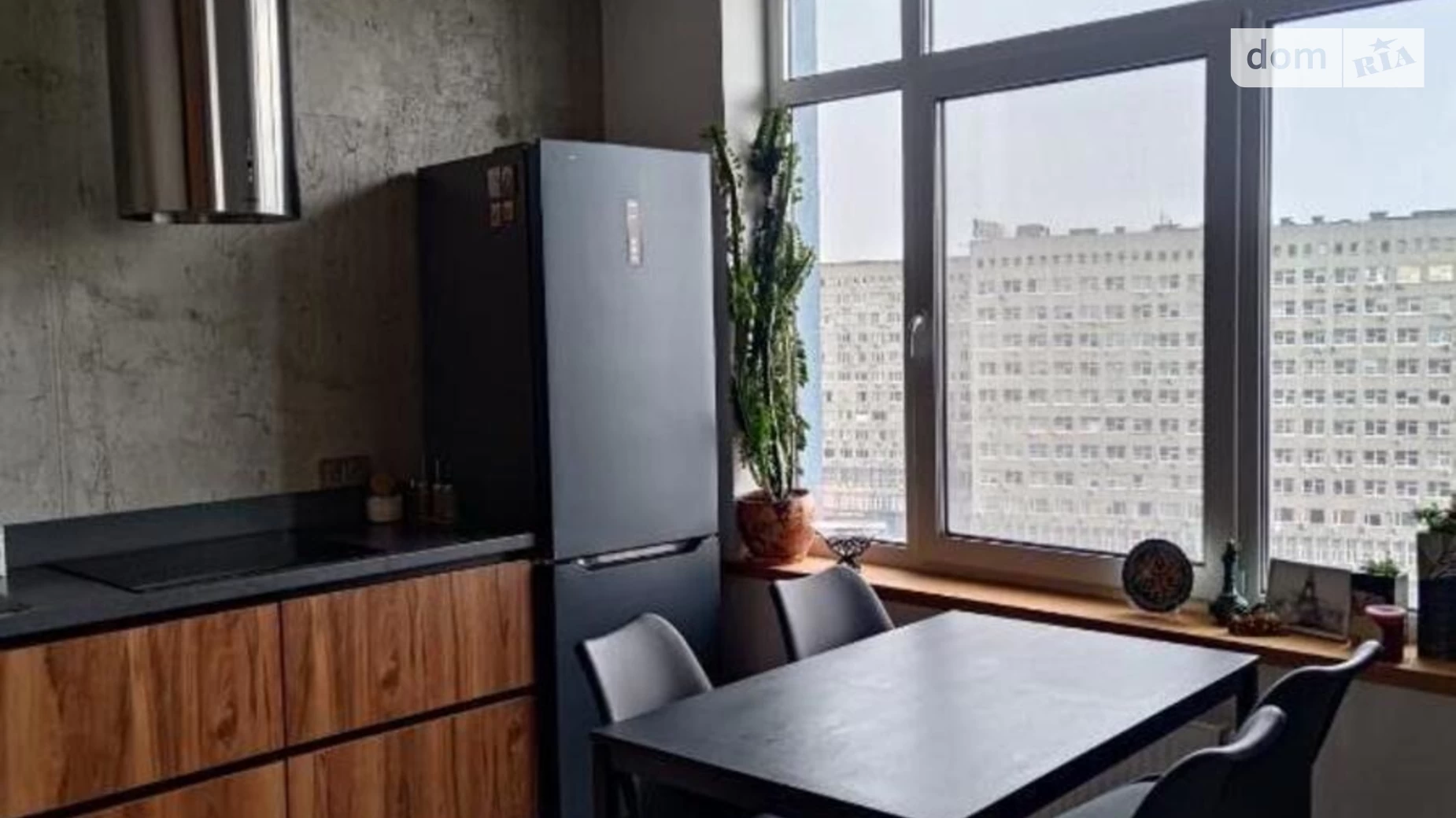 Продается 2-комнатная квартира 68 кв. м в Киеве, ул. Евгения Сверстюка, 6В - фото 2