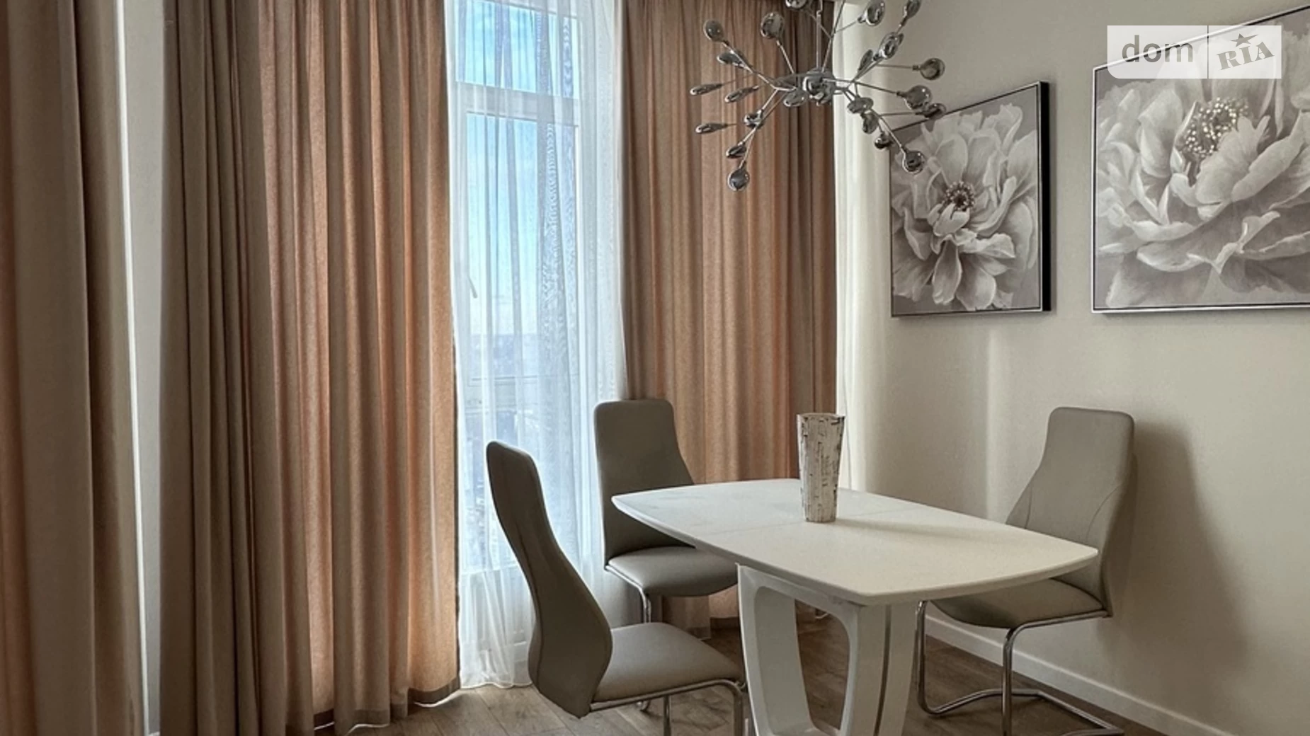 Продается 3-комнатная квартира 104 кв. м в Одессе, просп. Гагарина, 19Б - фото 3
