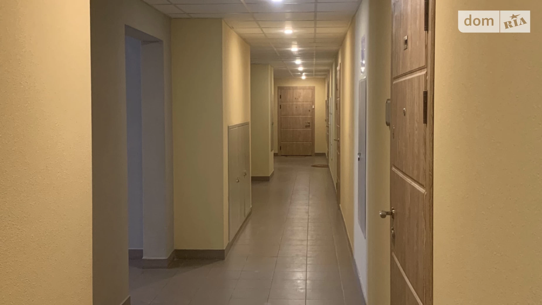 Продается 3-комнатная квартира 142 кв. м в Одессе, ул. Люстдорфская дорога, 55