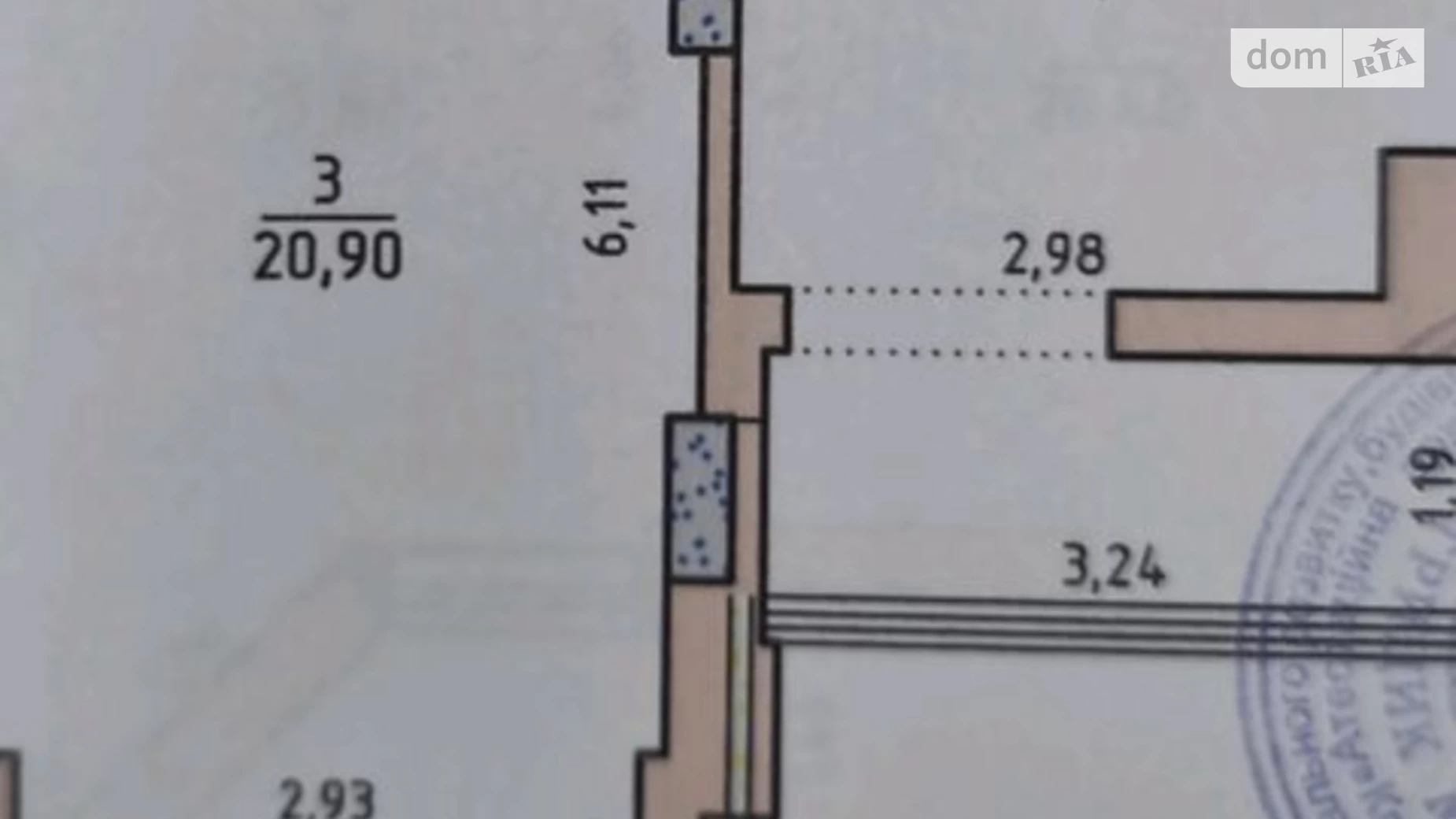 Продается 3-комнатная квартира 102 кв. м в Черновцах, ул. Ровенская, 8А