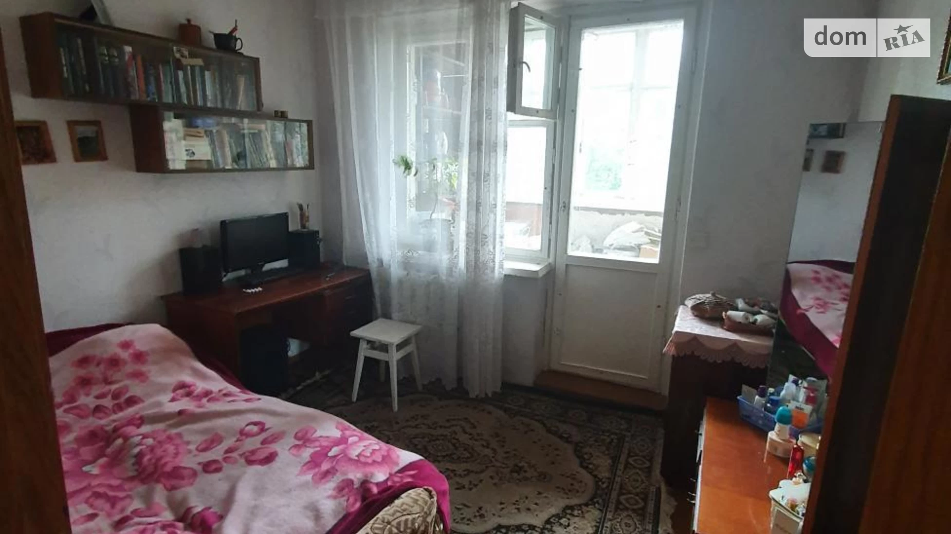 Продается 4-комнатная квартира 97 кв. м в Хмельницком, ул. Зализняка Максима
