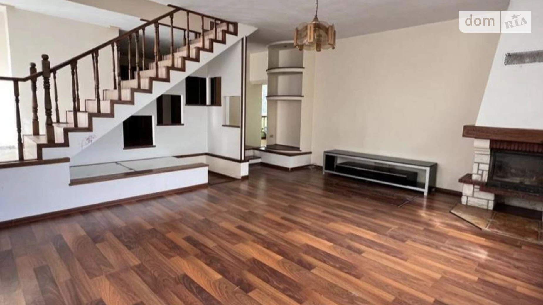 Продается дом на 2 этажа 318 кв. м с мебелью, цена: 160000 $ - фото 4