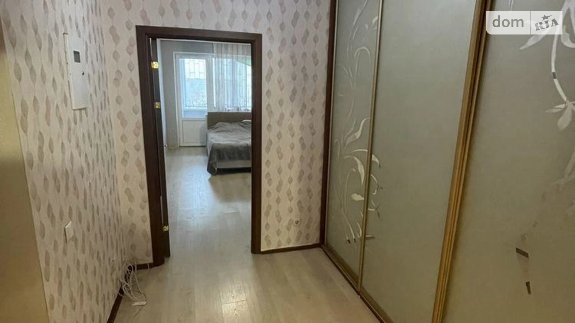 Продается 1-комнатная квартира 56 кв. м в Хмельницком, ул. Черновола