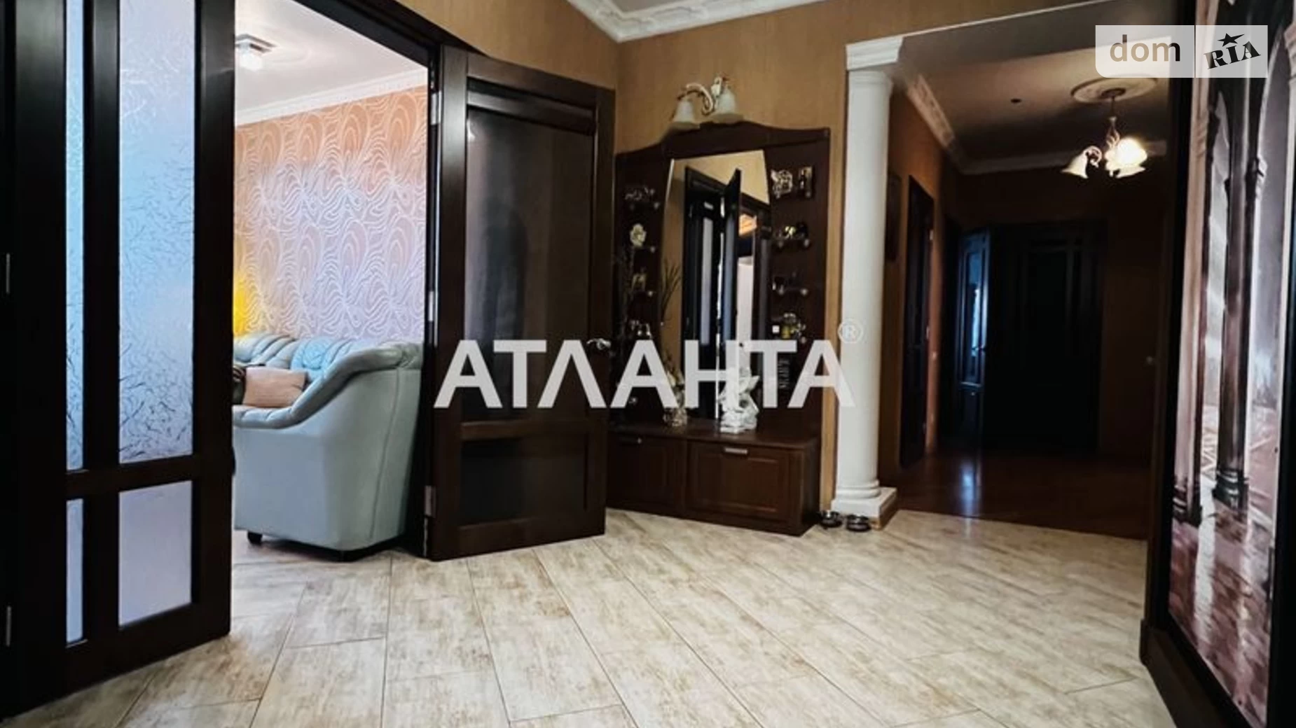 Продается 3-комнатная квартира 128 кв. м в Одессе, Фонтанская дор., 49/1 - фото 3