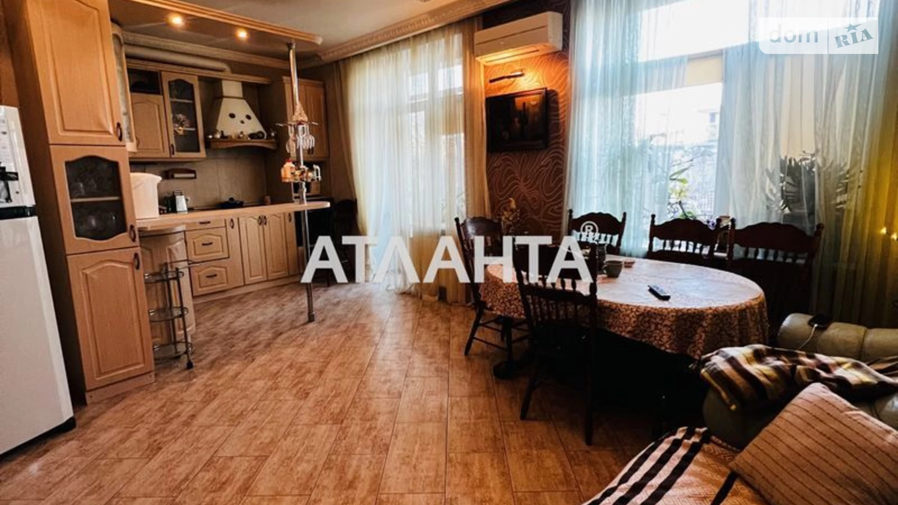 Продается 3-комнатная квартира 128 кв. м в Одессе, Фонтанская дор., 49/1 - фото 4
