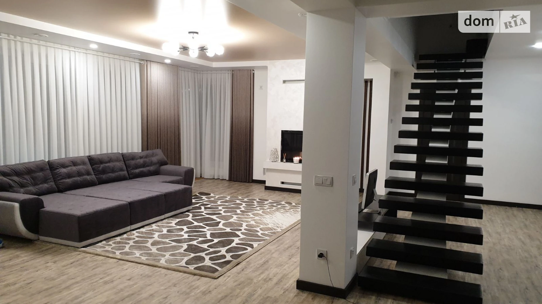 Продается дом на 2 этажа 370 кв. м с бассейном, цена: 445000 $ - фото 5