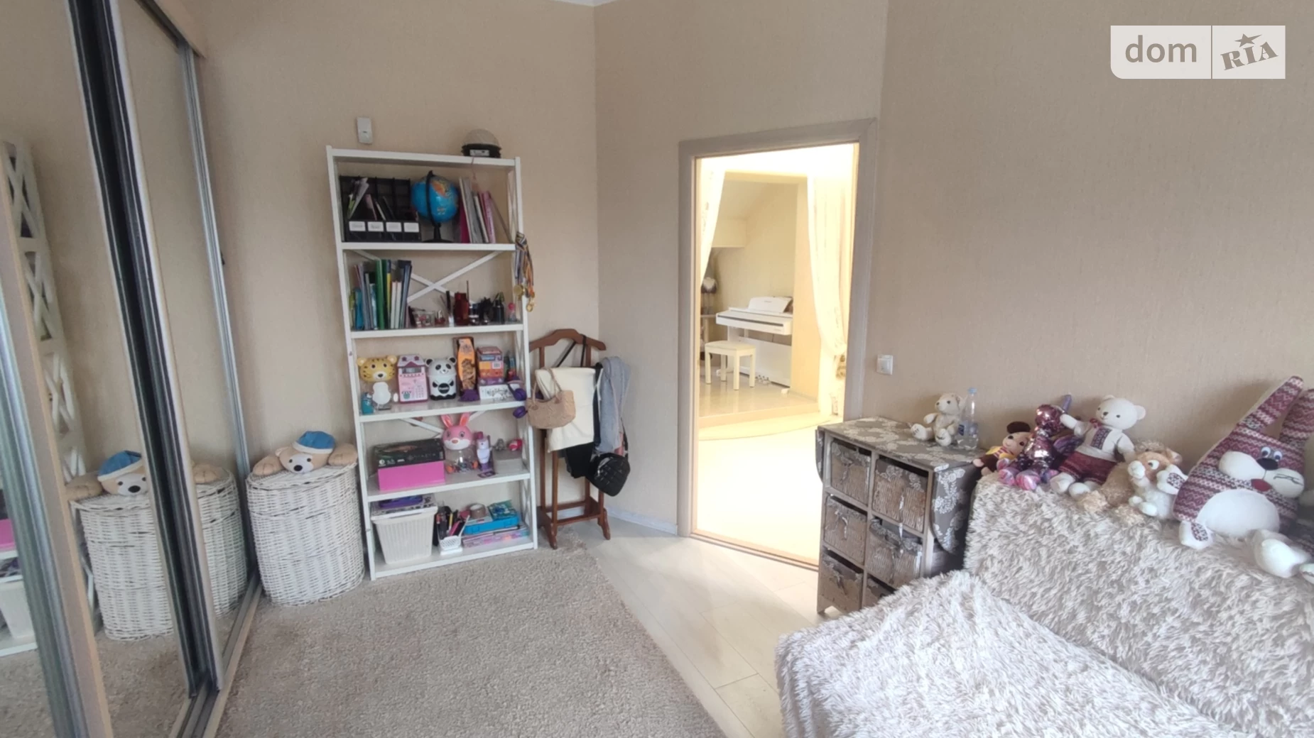 Продается дом на 2 этажа 160 кв. м с гаражом, цена: 140000 $ - фото 3