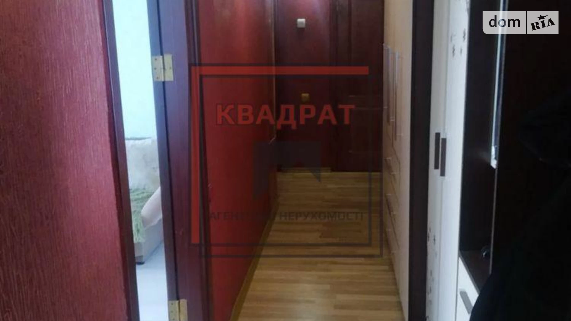 Продається 4-кімнатна квартира 74.8 кв. м у Полтаві, вул. Грабчака