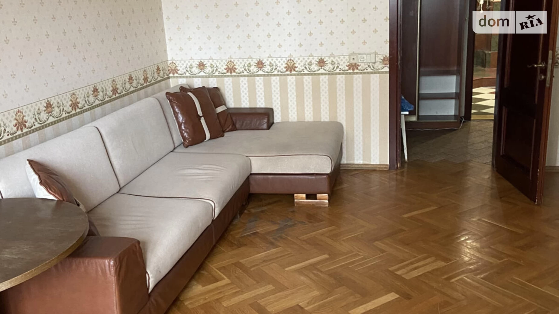 Продается 4-комнатная квартира 85 кв. м в Киеве, ул. Лисковская, 4