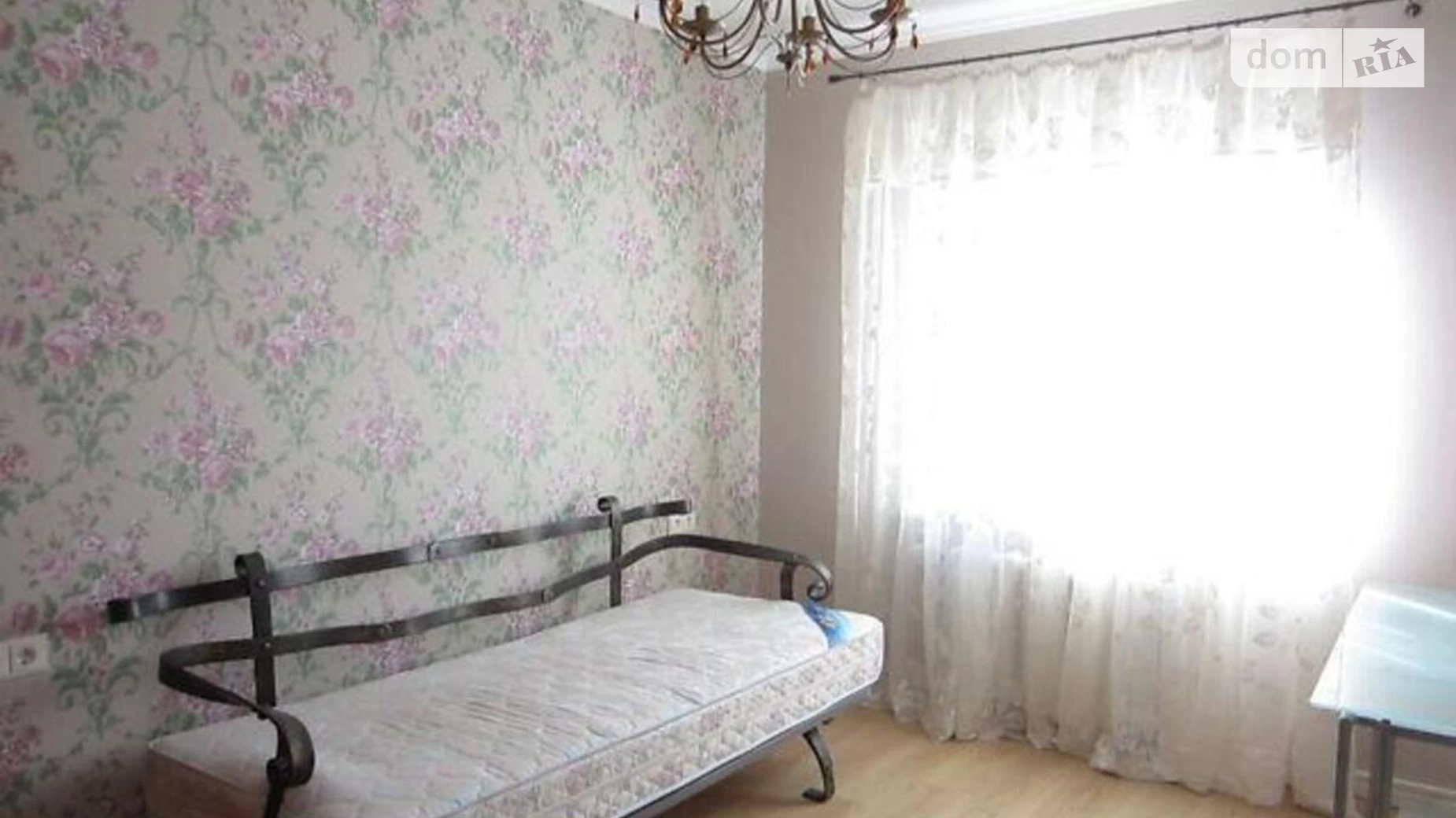 Продается 3-комнатная квартира 90 кв. м в Киеве, ул. Татьяны Яблонской, 6