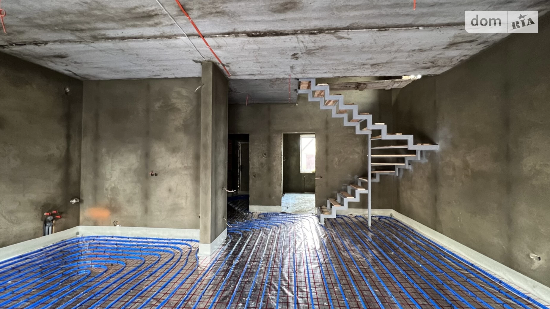 Продается дом на 2 этажа 120 кв. м с камином, цена: 130000 $ - фото 5
