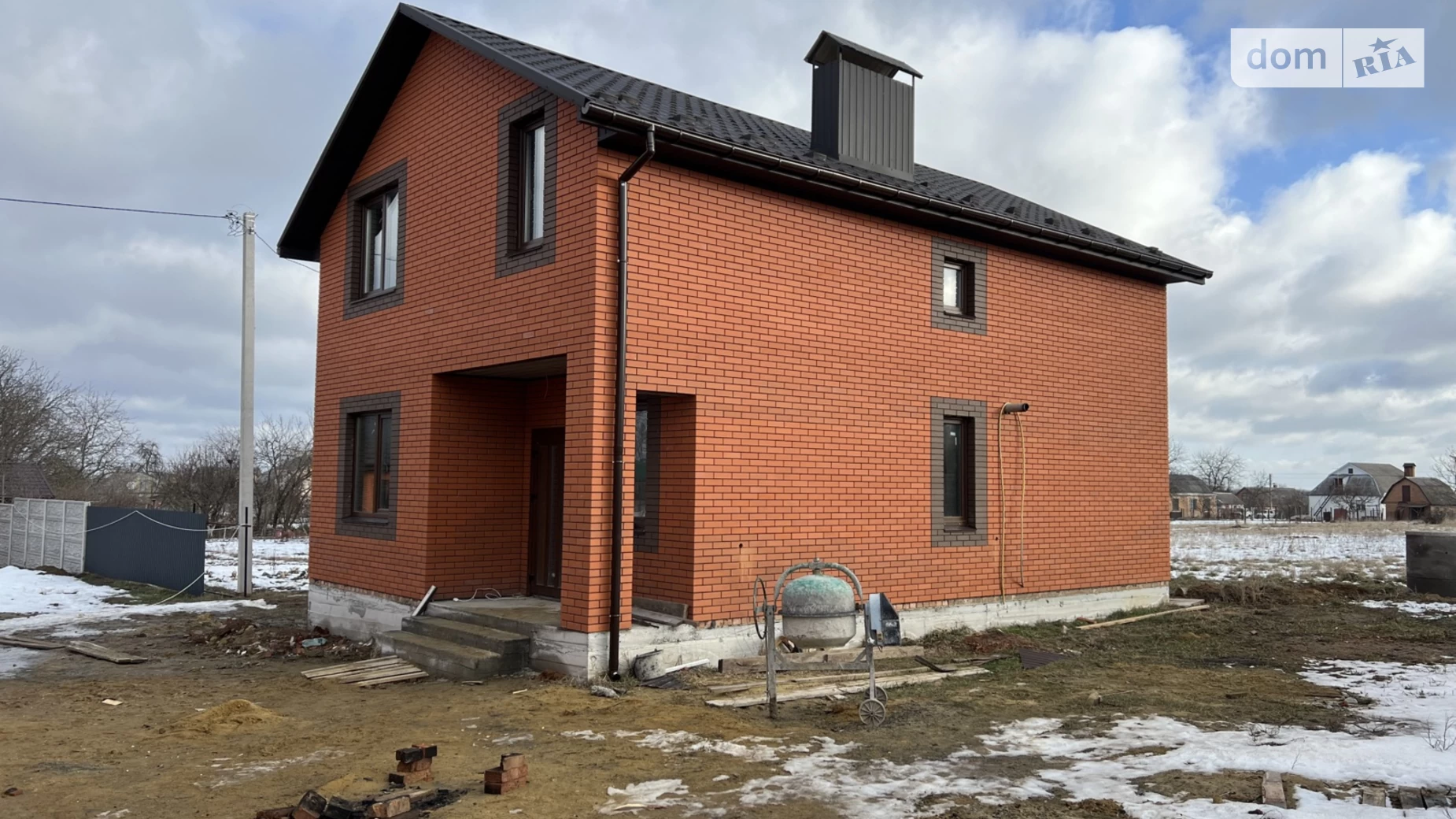 Продается дом на 2 этажа 125 кв. м с террасой, цена: 82000 $ - фото 2