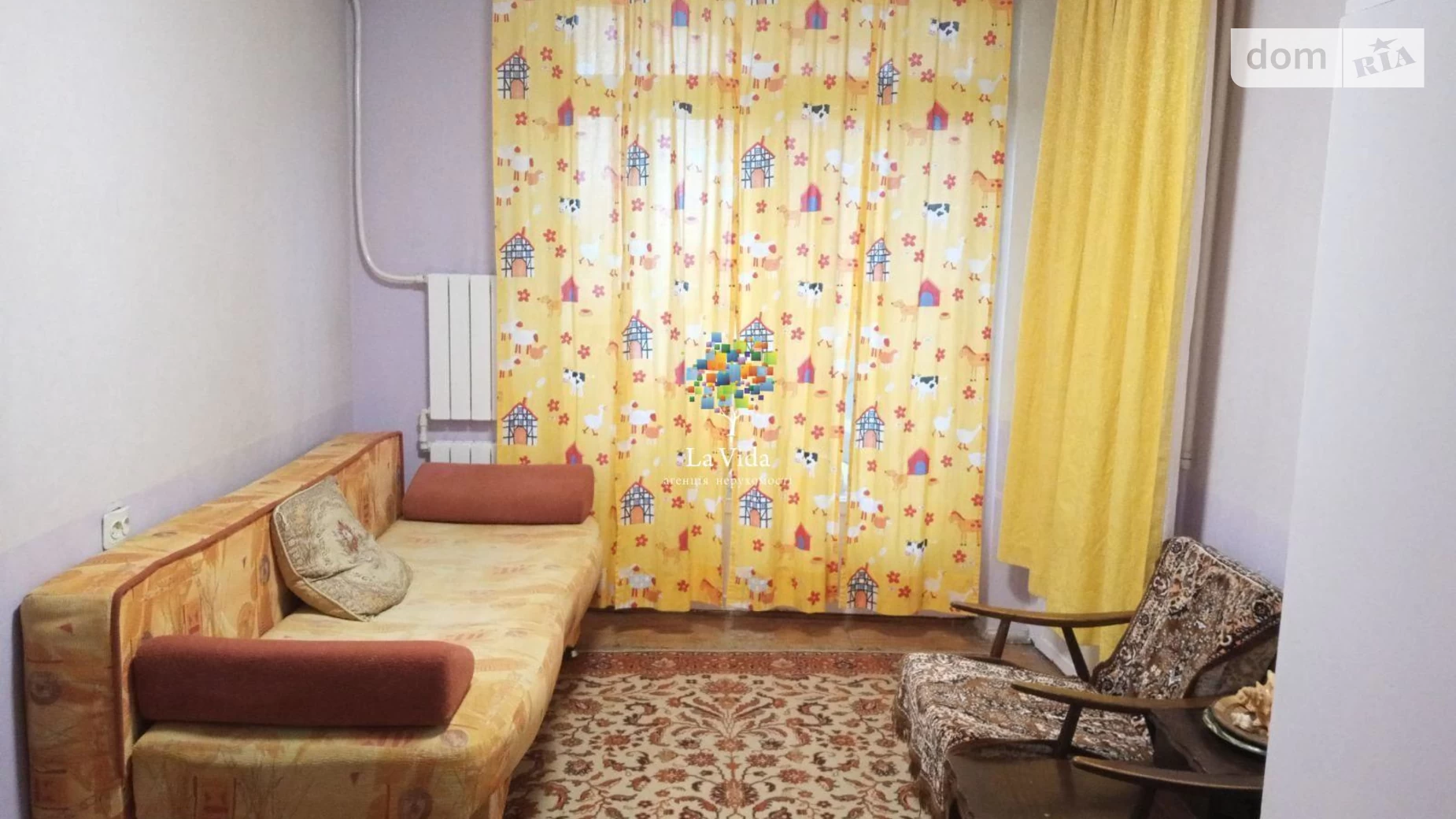 Продается 2-комнатная квартира 62 кв. м в Киеве, пл. Оболонская, 2