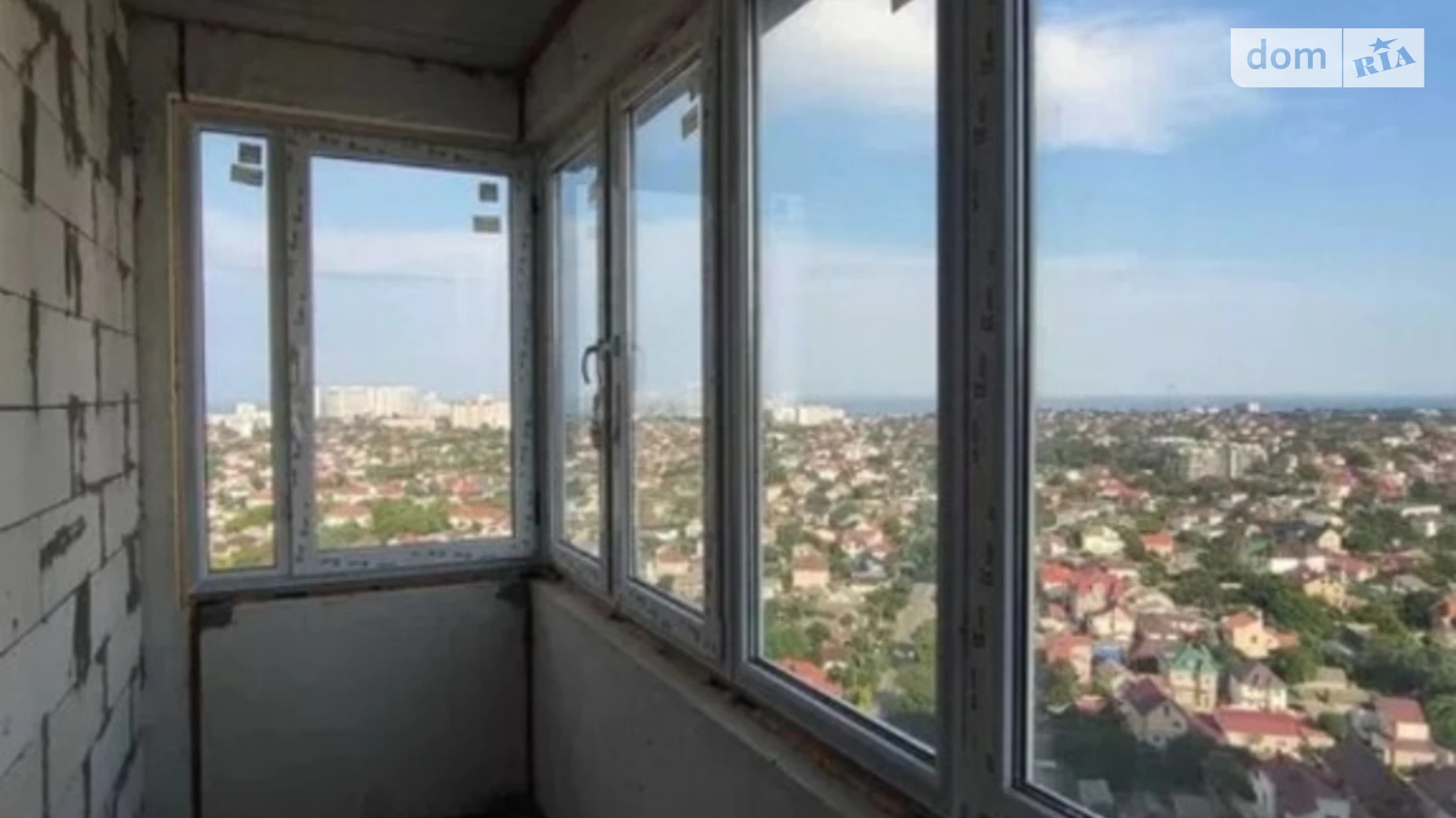 Продается 3-комнатная квартира 84 кв. м в Одессе, ул. Жаботинского, 54А