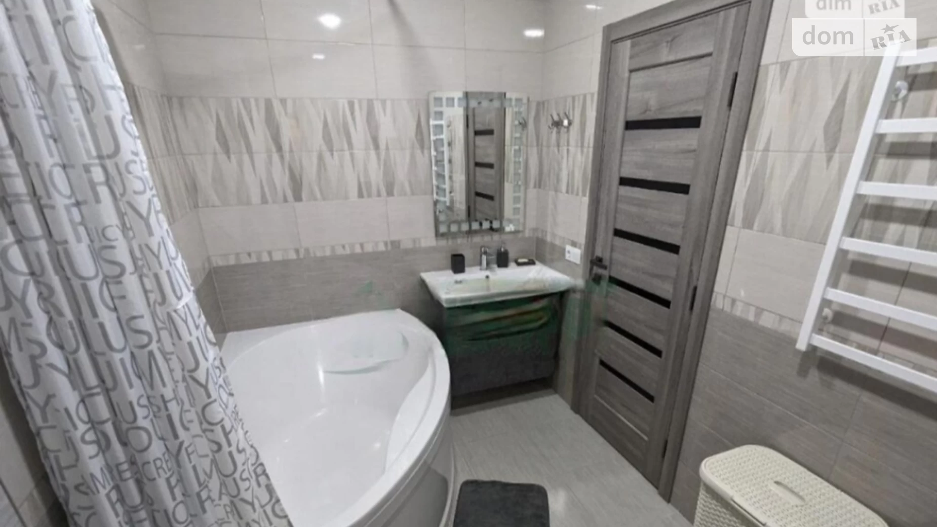 Продается 2-комнатная квартира 61 кв. м в Харькове, ул. Шевченко