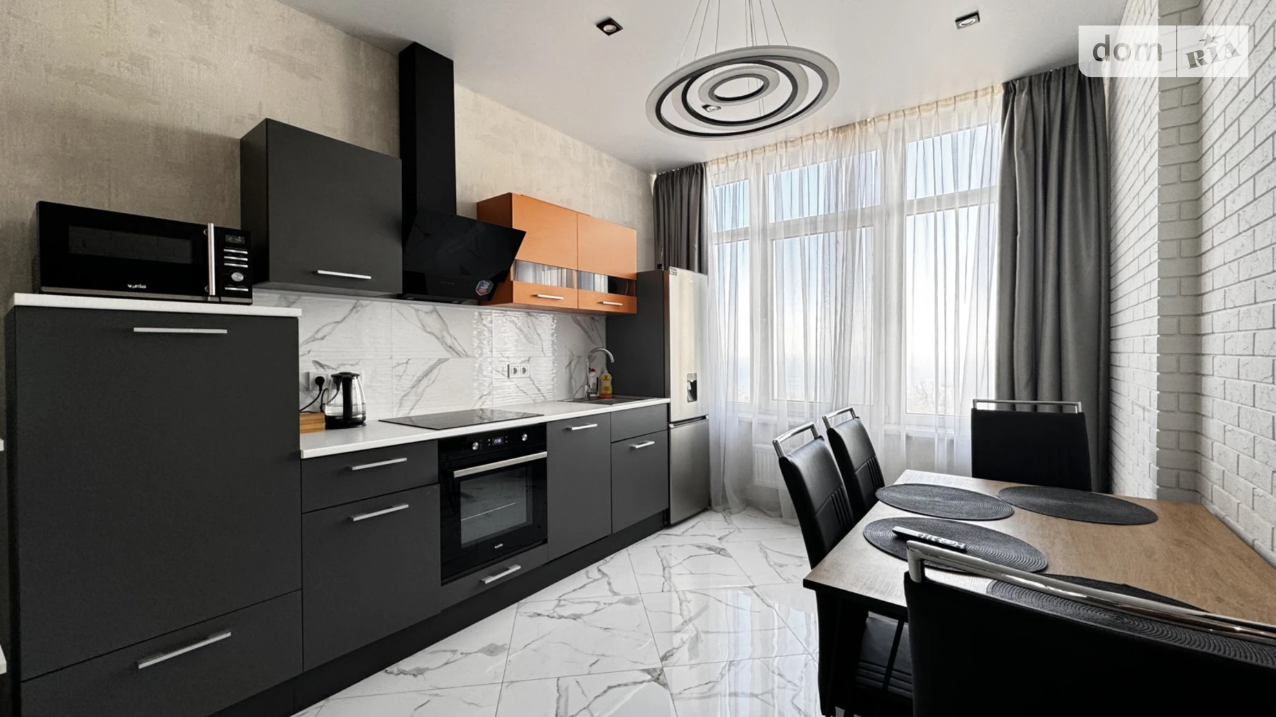 Сдается в аренду 2-комнатная квартира 50 кв. м в Одессе, ул. Валерия Самофалова, 16А/5 - фото 2