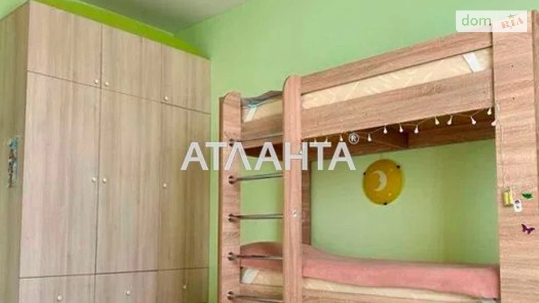 Продается 2-комнатная квартира 69 кв. м в Одессе, ул. Генуэзская
