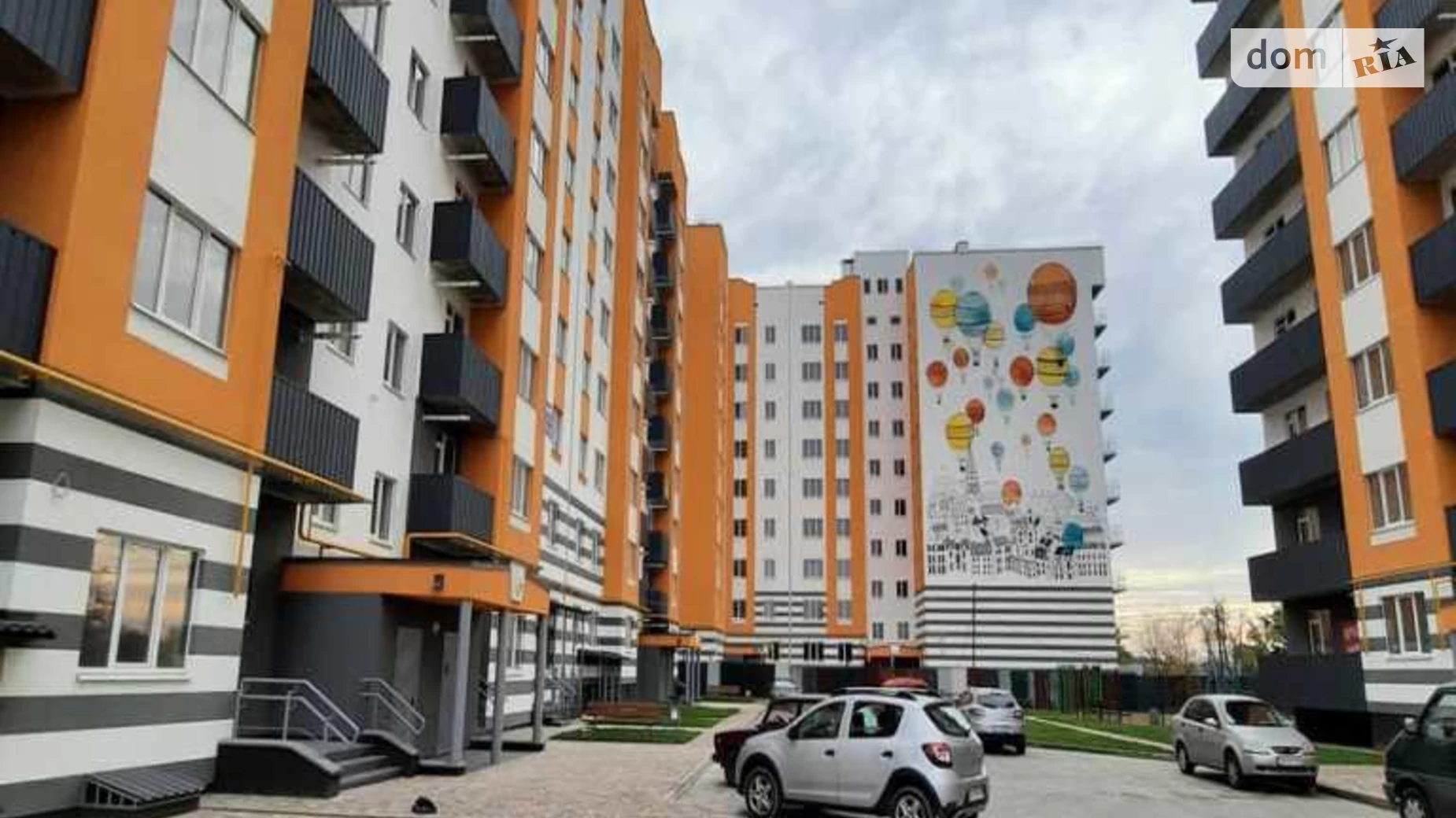 Продається 2-кімнатна квартира 72 кв. м у Полтаві, вул. Кременчуцька, 54Б