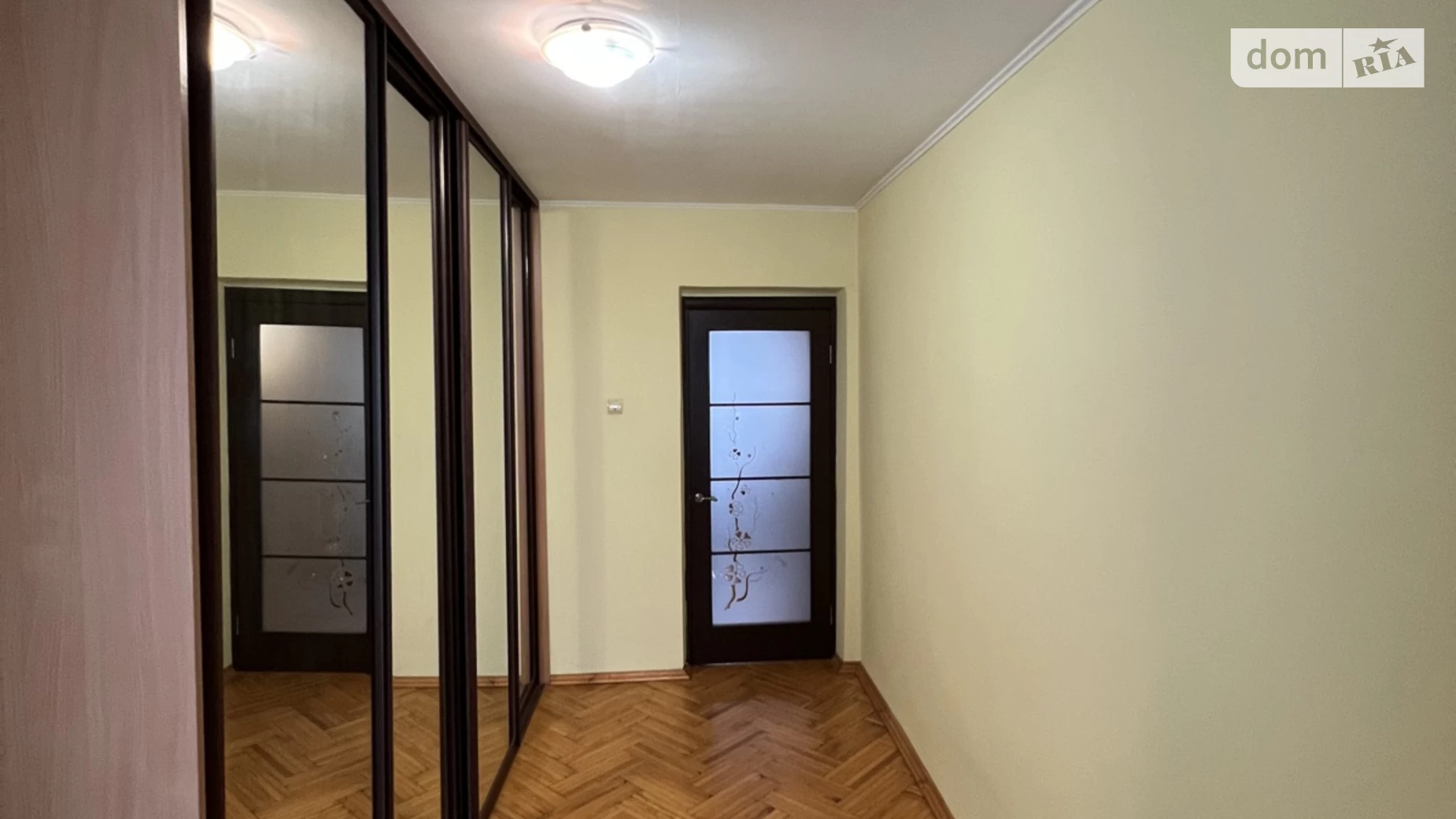 Продается 4-комнатная квартира 72 кв. м в Черкассах, ул. Новопречистенская, 82