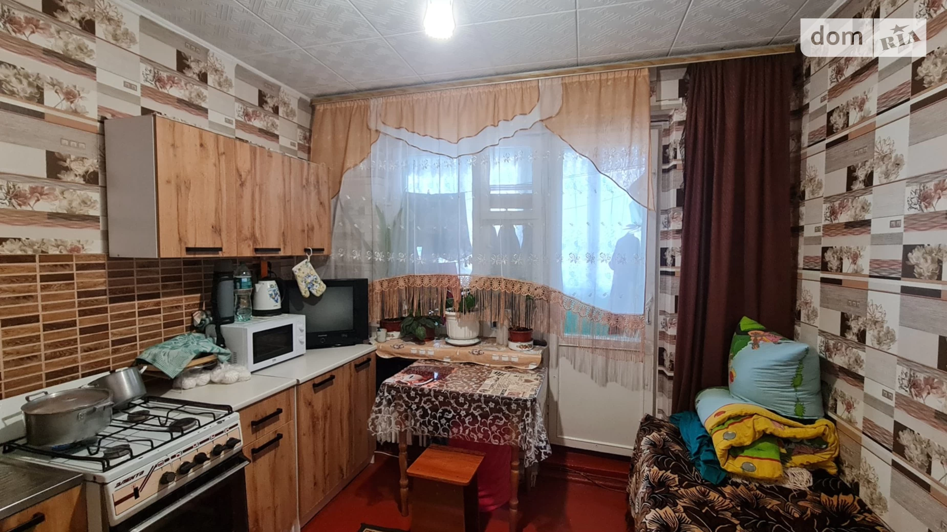 Продается 1-комнатная квартира 38.3 кв. м в Хмельницком, ул. Романа Шухевича(Курчатова)