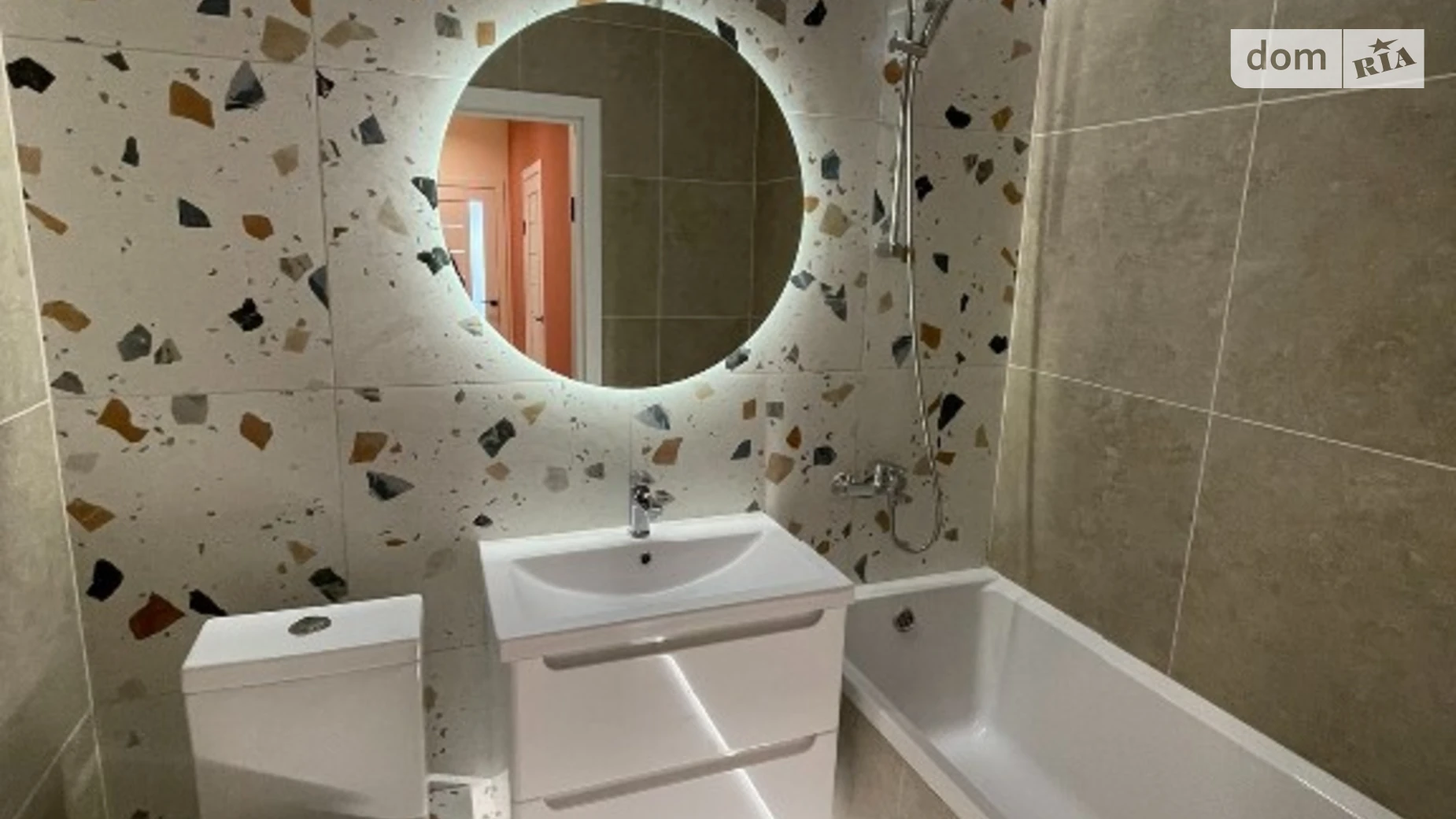 Продается 2-комнатная квартира 60 кв. м в Хмельницком, ул. Кармелюка - фото 3