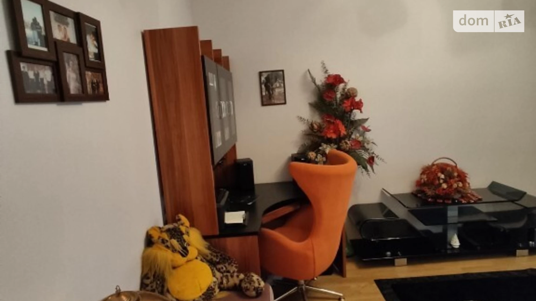 Продається 3-кімнатна квартира 98 кв. м у Хмельницькому, Свободи майд. - фото 2