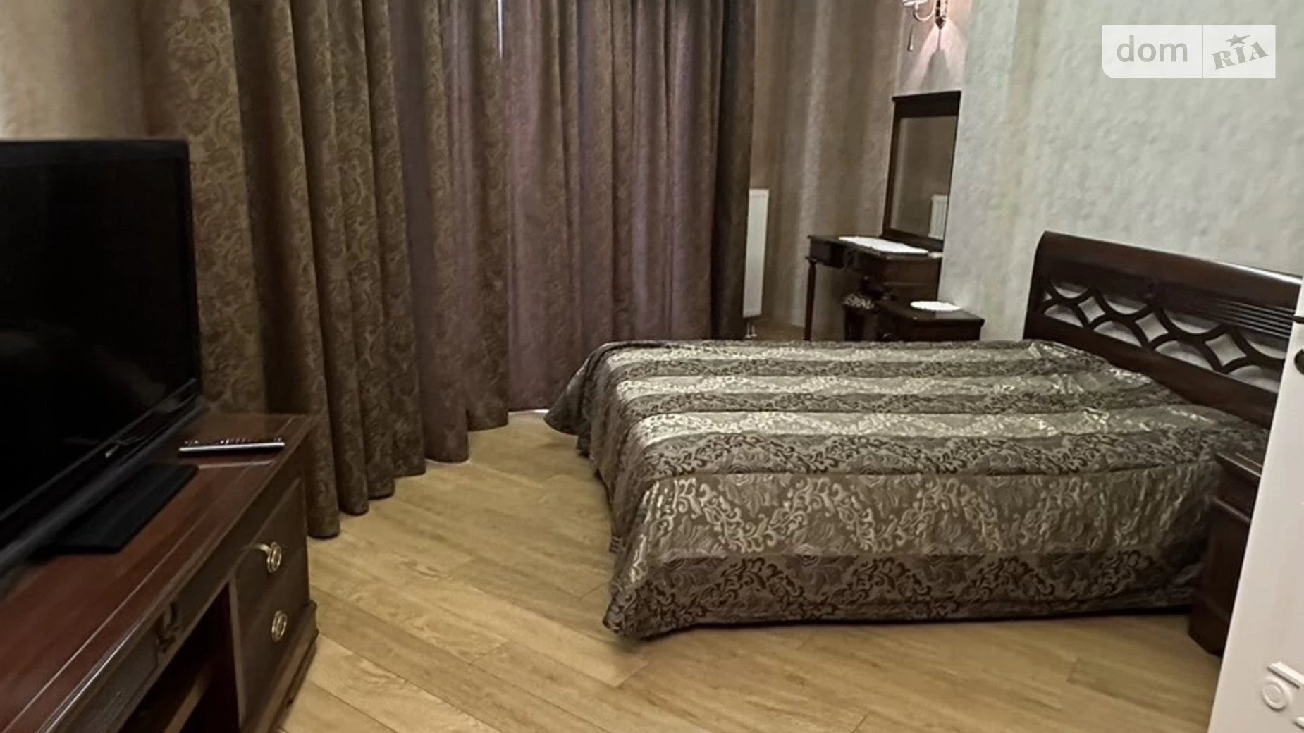 Продается дом на 3 этажа 500 кв. м с камином, цена: 620000 $ - фото 5