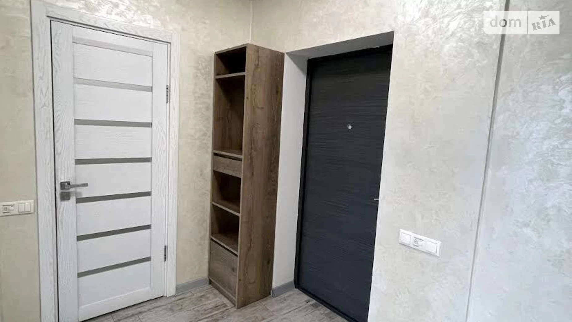 Продается 1-комнатная квартира 44 кв. м в Киеве, ул. Тираспольская, 43