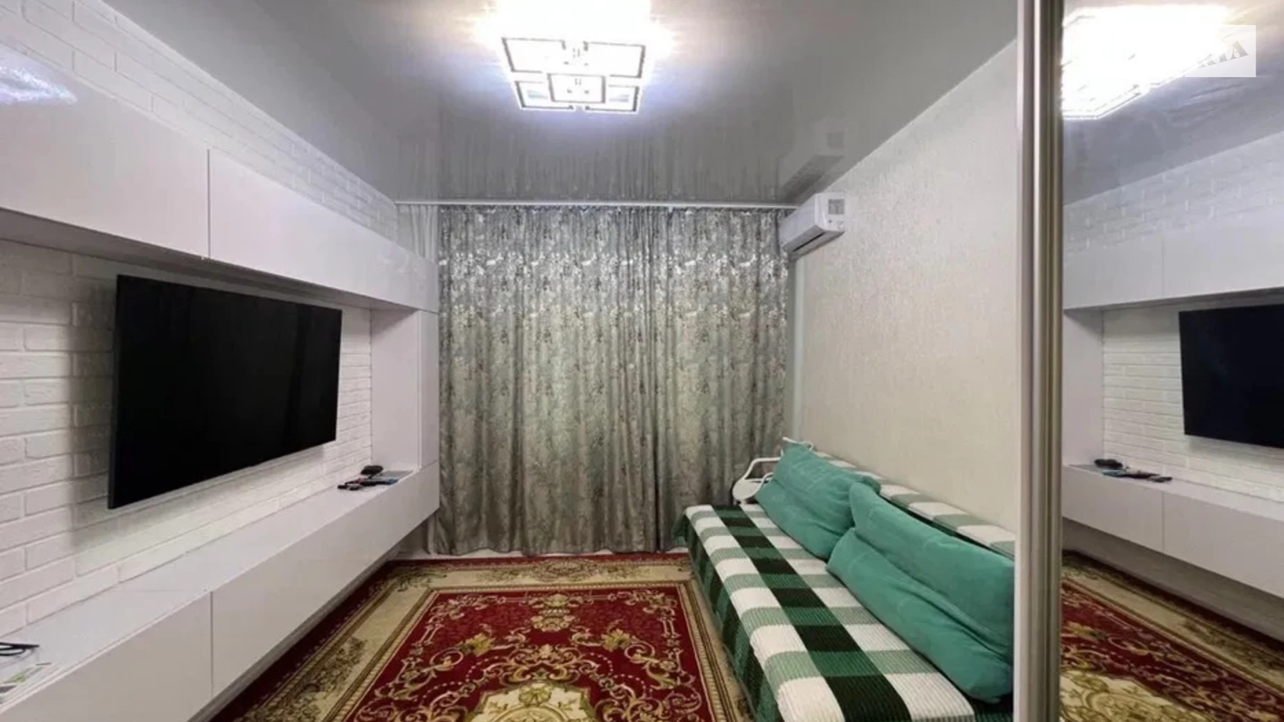 Продается 1-комнатная квартира 36 кв. м в Харькове, ул. Борткевича, 1