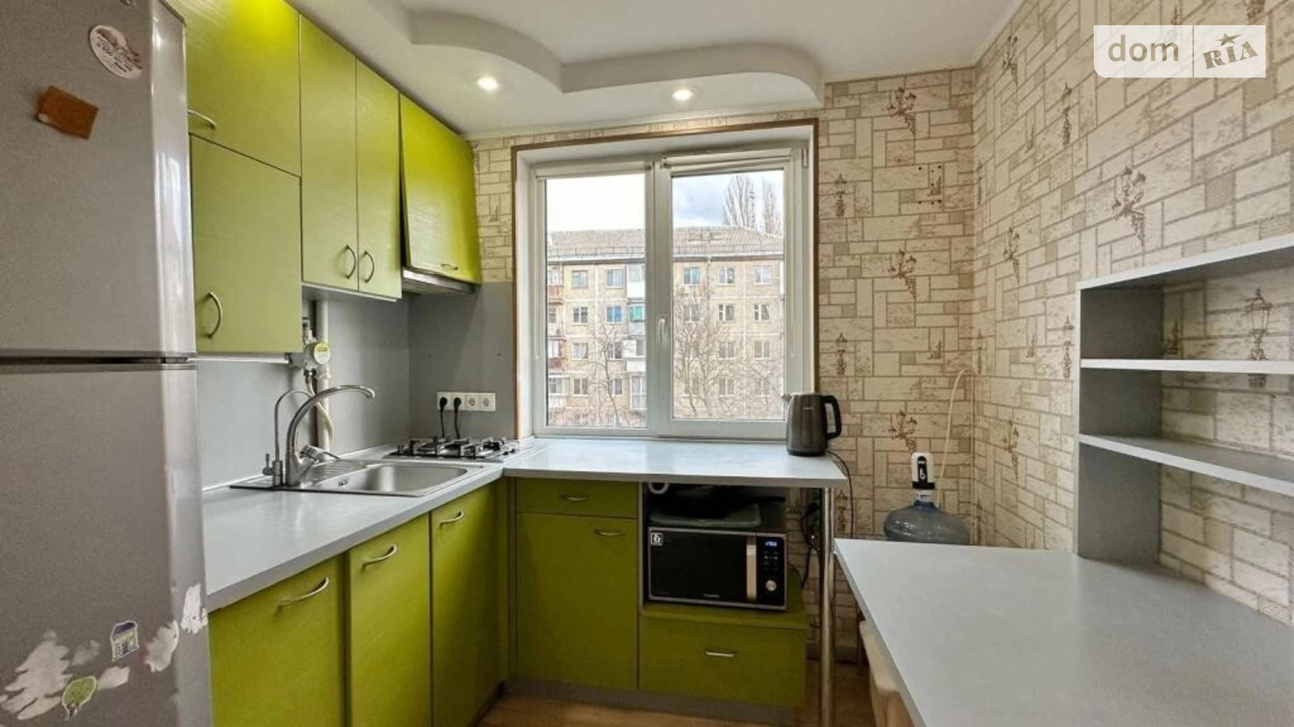 Продается 1-комнатная квартира 46 кв. м в Киеве, ул. Михаила Донца, 14Б - фото 3