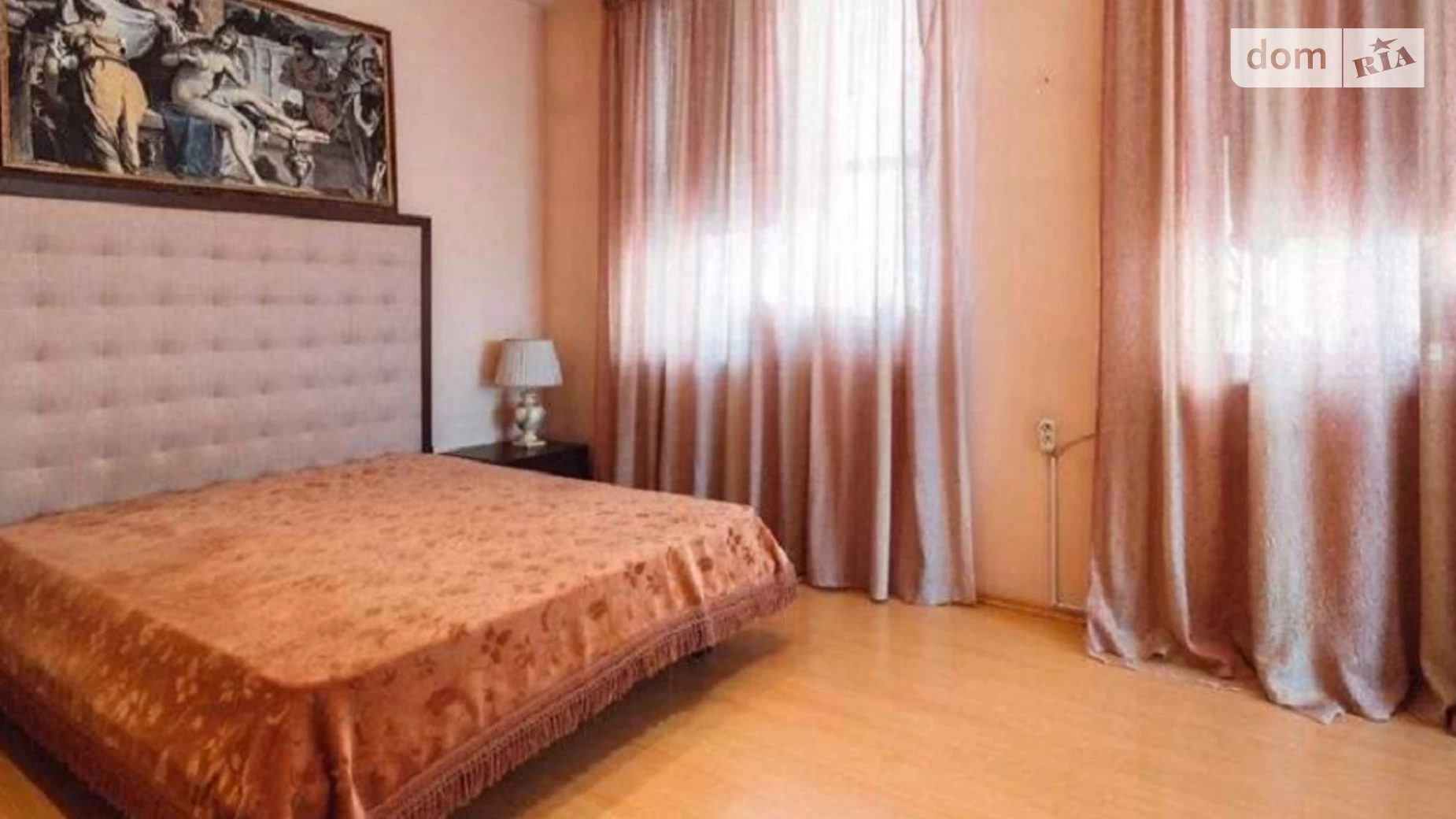 Продается 5-комнатная квартира 283 кв. м в Одессе, просп. Шевченко