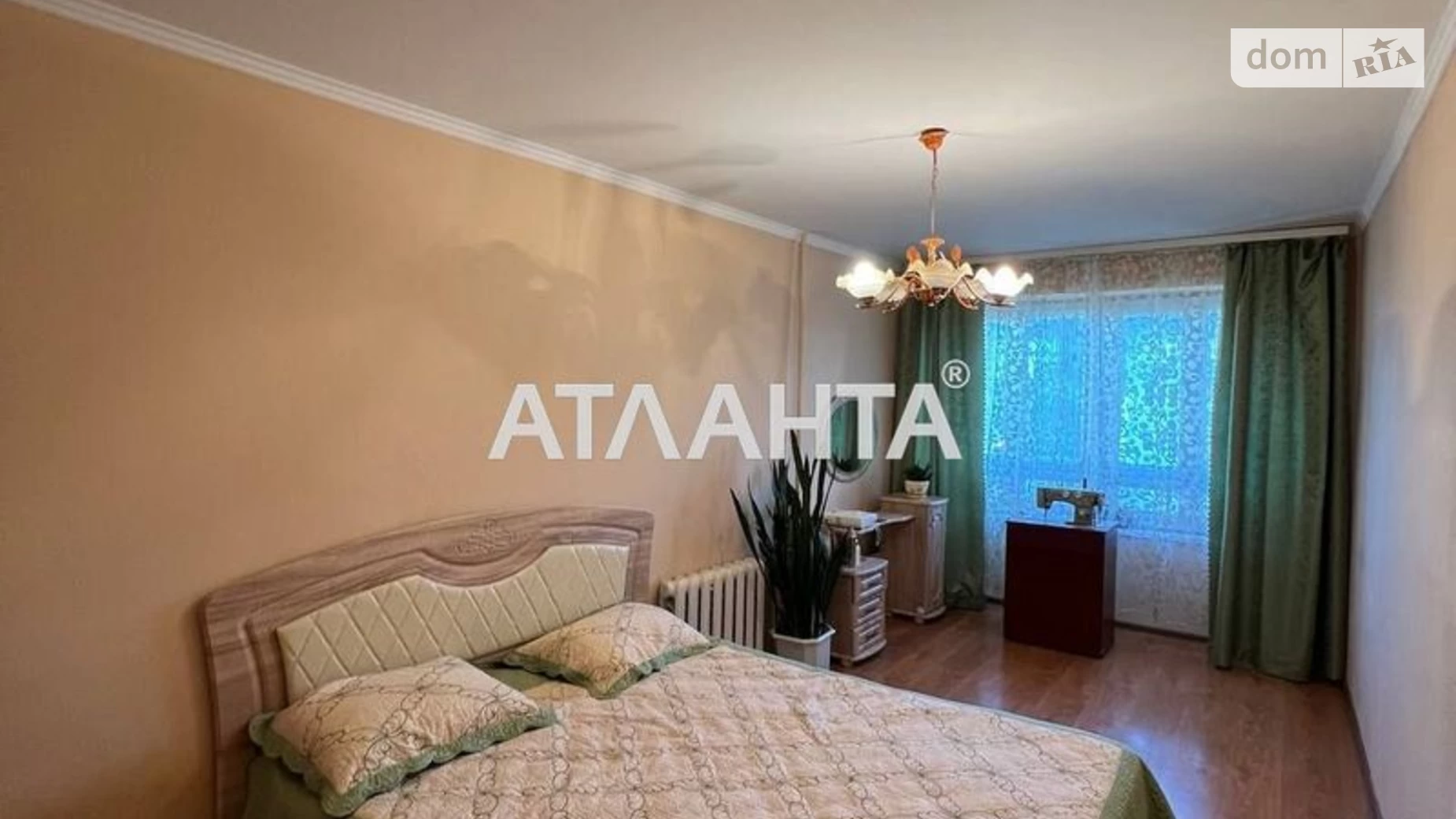 Продается 3-комнатная квартира 62.3 кв. м в Черновцах, ул. Сергея Скальда(Комарова Владимира) - фото 2