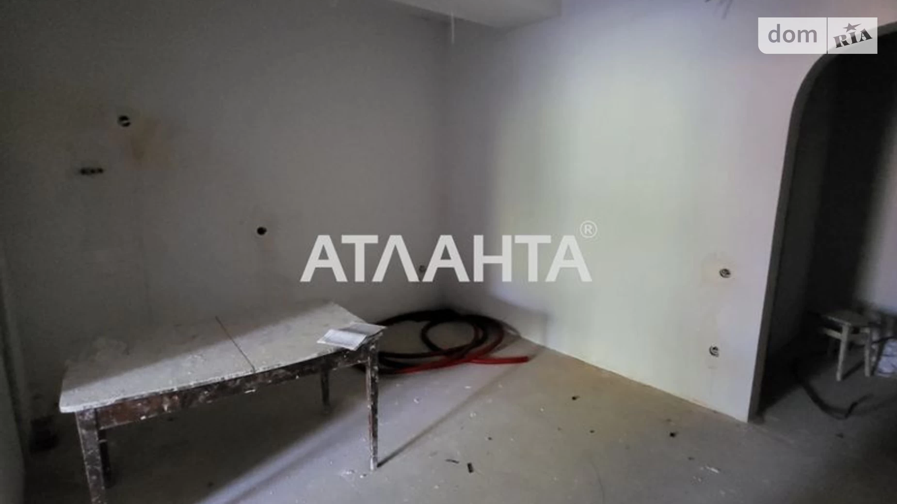Продается 1-комнатная квартира 39.2 кв. м в Черновцах - фото 2
