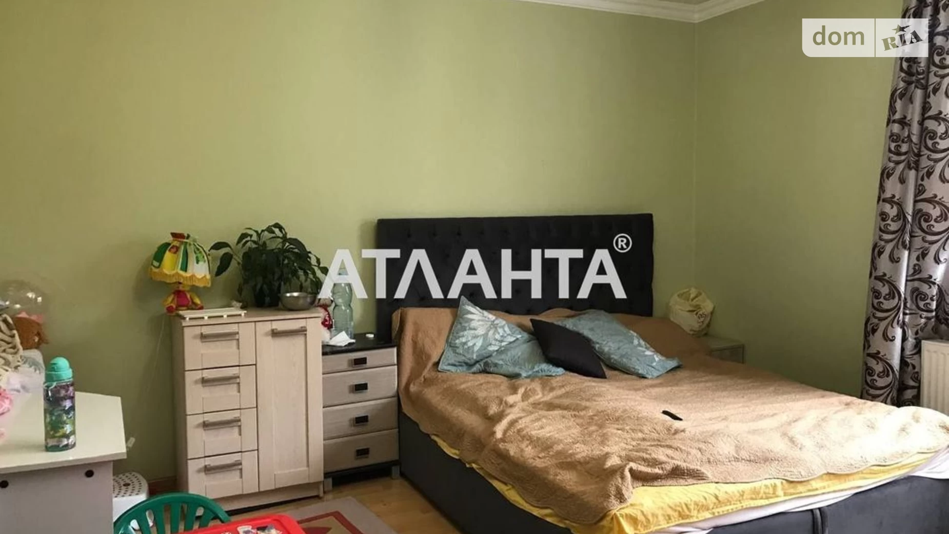Продается 2-комнатная квартира 63 кв. м в Черновцах - фото 2