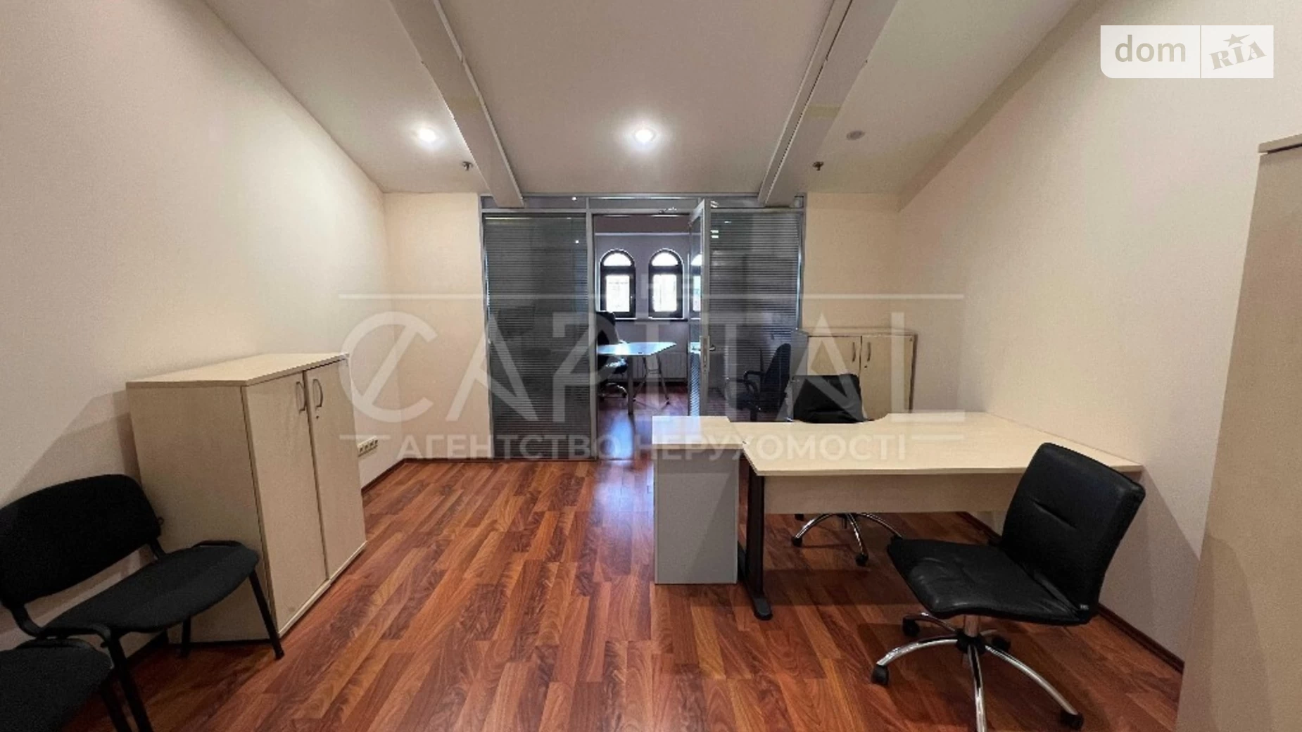 Сдается в аренду офис 151 кв. м в бизнес-центре, цена: 3775 $ - фото 2