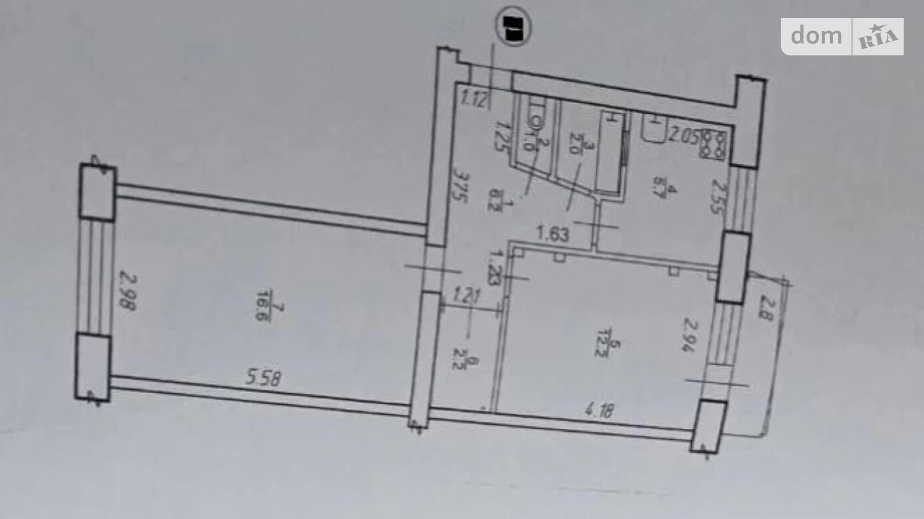 Продається 2-кімнатна квартира 48 кв. м у Івано-Франківську, вул. Симоненка Василя, 2