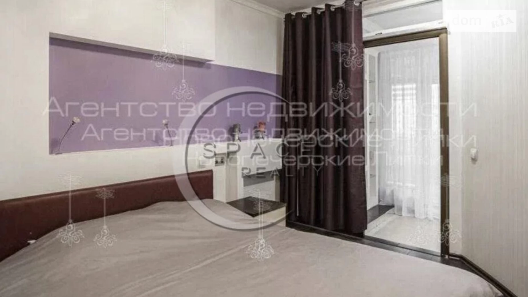 Продается 1-комнатная квартира 52 кв. м в Киеве, ул. Андрея Верхогляда(Драгомирова), 1-20А