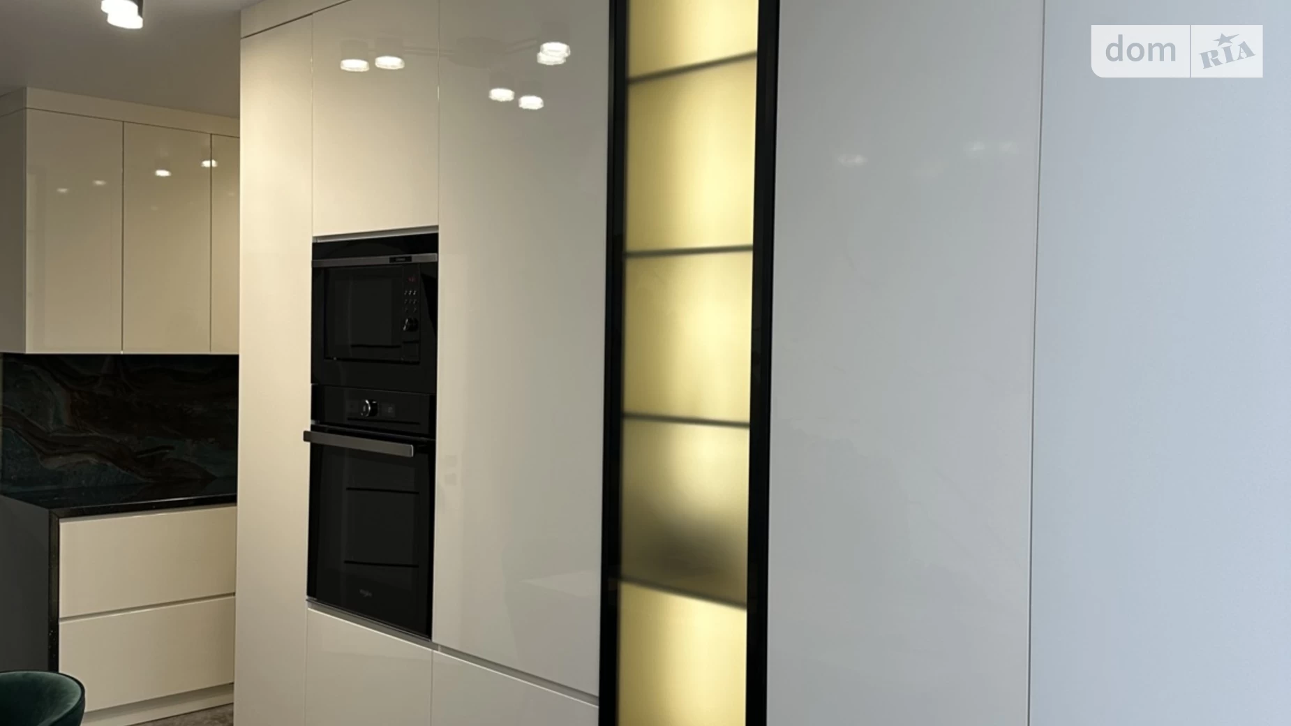 Здається в оренду 2-кімнатна квартира 63 кв. м у, цена: 600 $ - фото 2