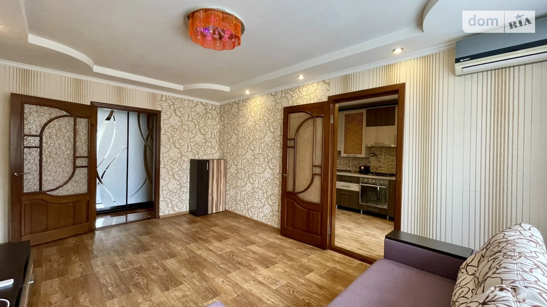 Продается 1-комнатная квартира 43.1 кв. м в Николаеве, ул. Курортная, 6А