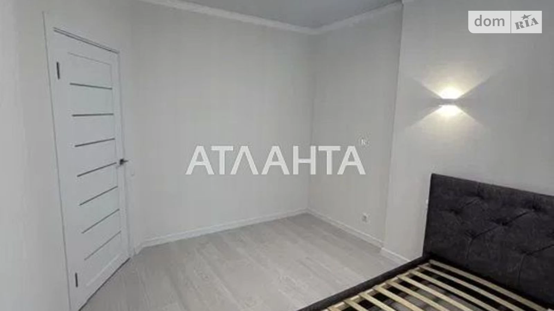 Продается 1-комнатная квартира 35.6 кв. м в Одессе