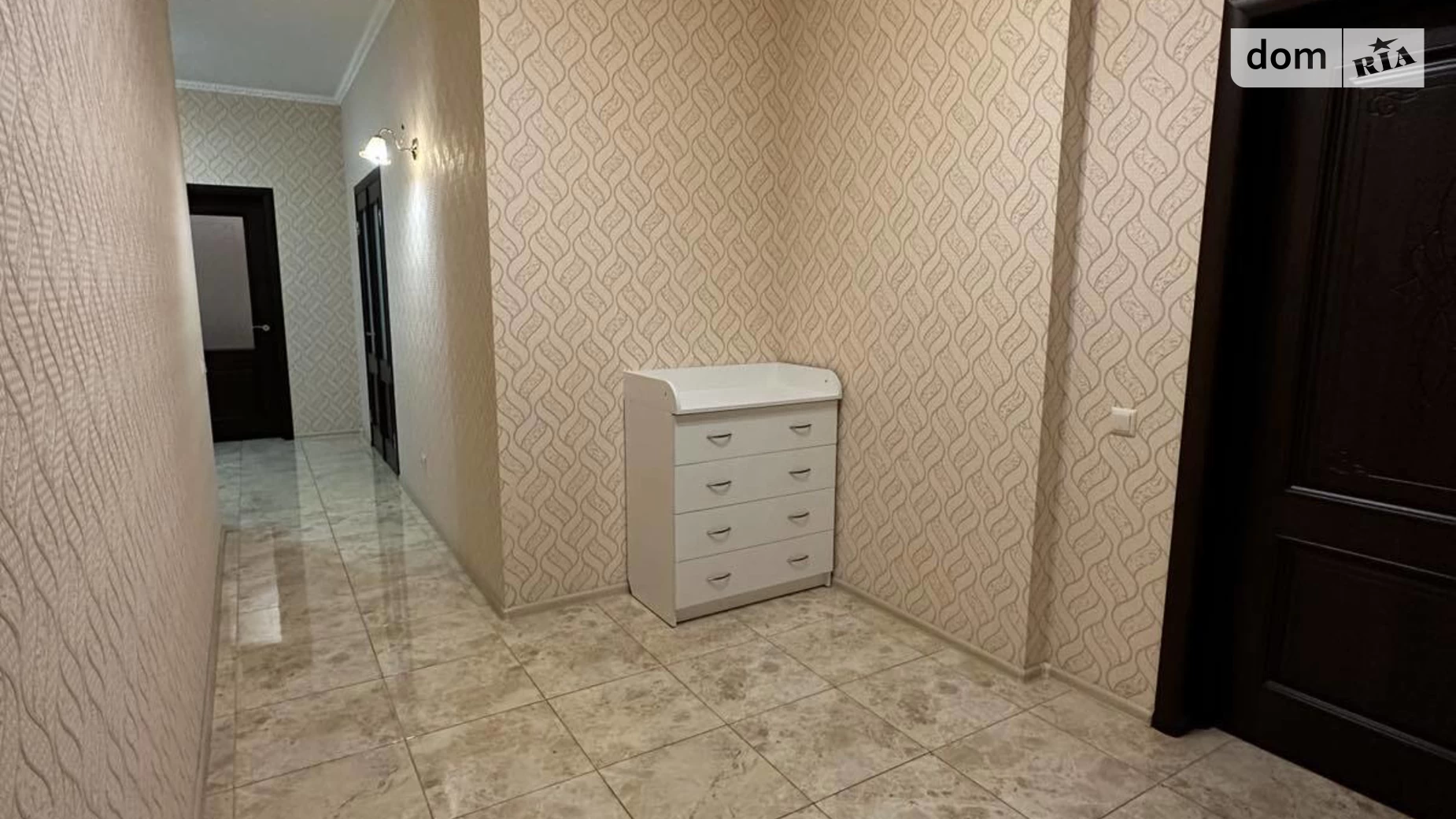 Продається 2-кімнатна квартира 95.5 кв. м у Києві, бул. Миколи Міхновського(Дружби Народів), 14-16 - фото 5