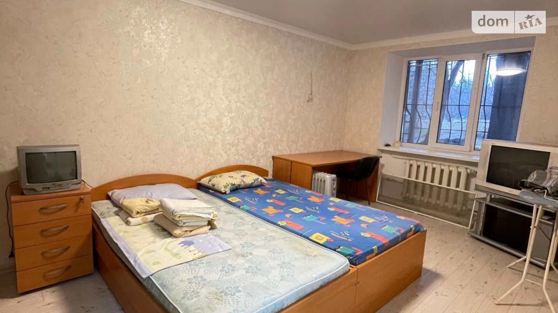 Продается 2-комнатная квартира 65 кв. м в Одессе, ул. Академика Заболотного, 26