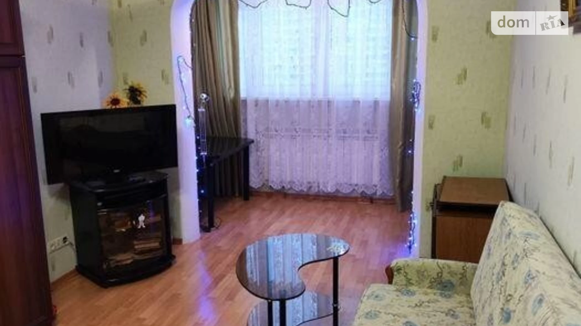 Продается 2-комнатная квартира 60 кв. м в Киеве, ул. Александра Мишуги, 3
