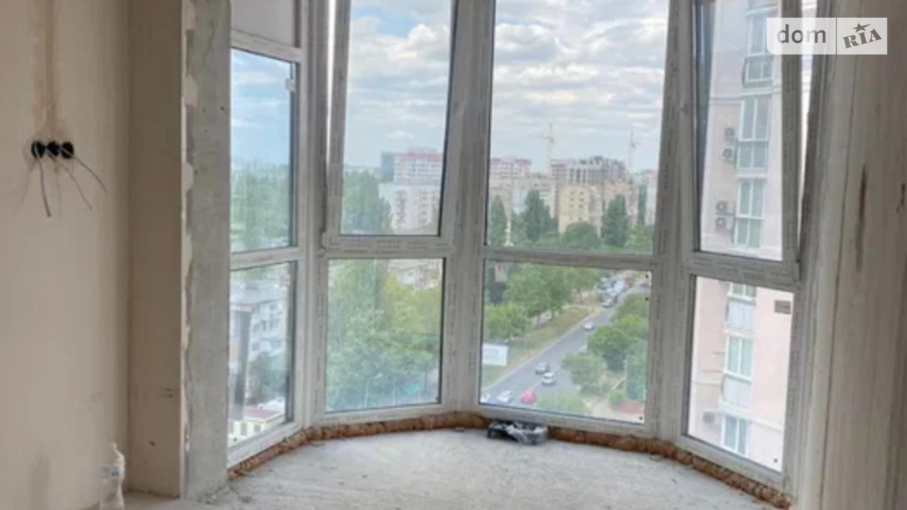 Продается 1-комнатная квартира 35 кв. м в Одессе, ул. Маршала Малиновского