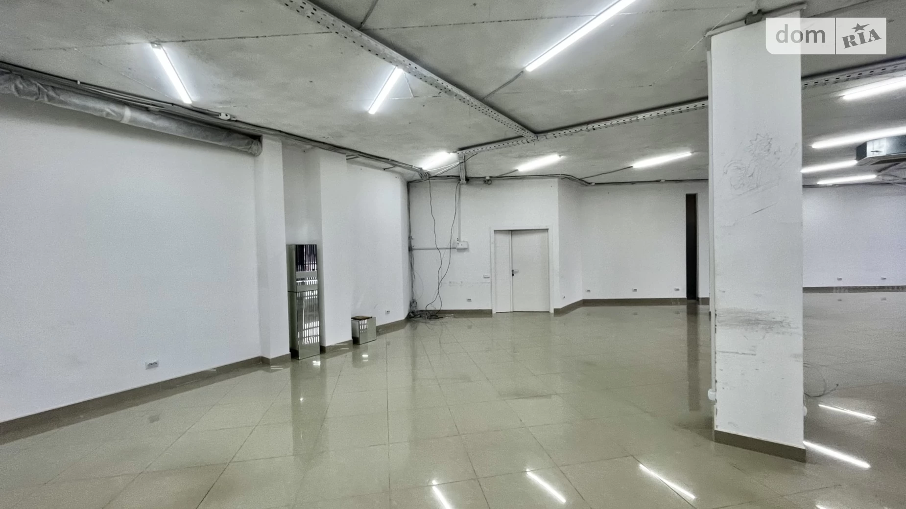 Продается офис 600 кв. м в бизнес-центре, цена: 300000 $ - фото 4