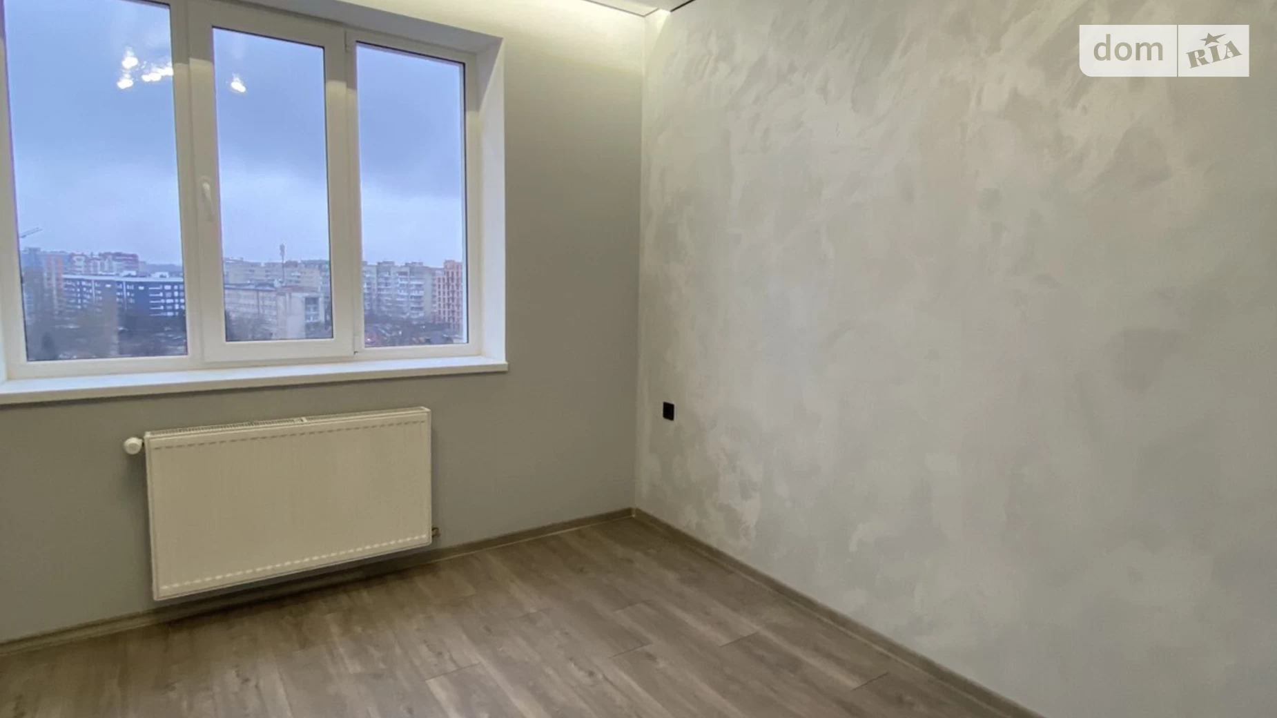 Продається 2-кімнатна квартира 56 кв. м у Івано-Франківську