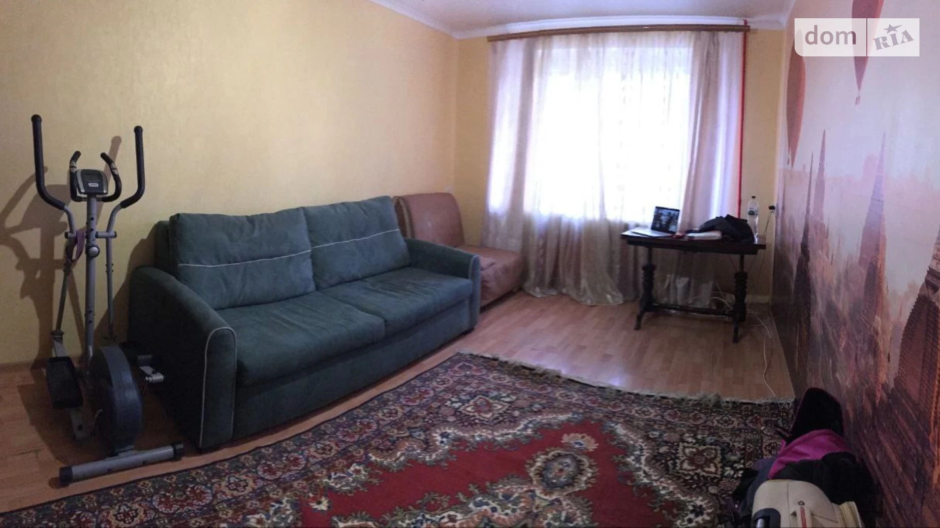 Продается 1-комнатная квартира 30 кв. м в Киеве, ул. Гетьмана Вадима, 38